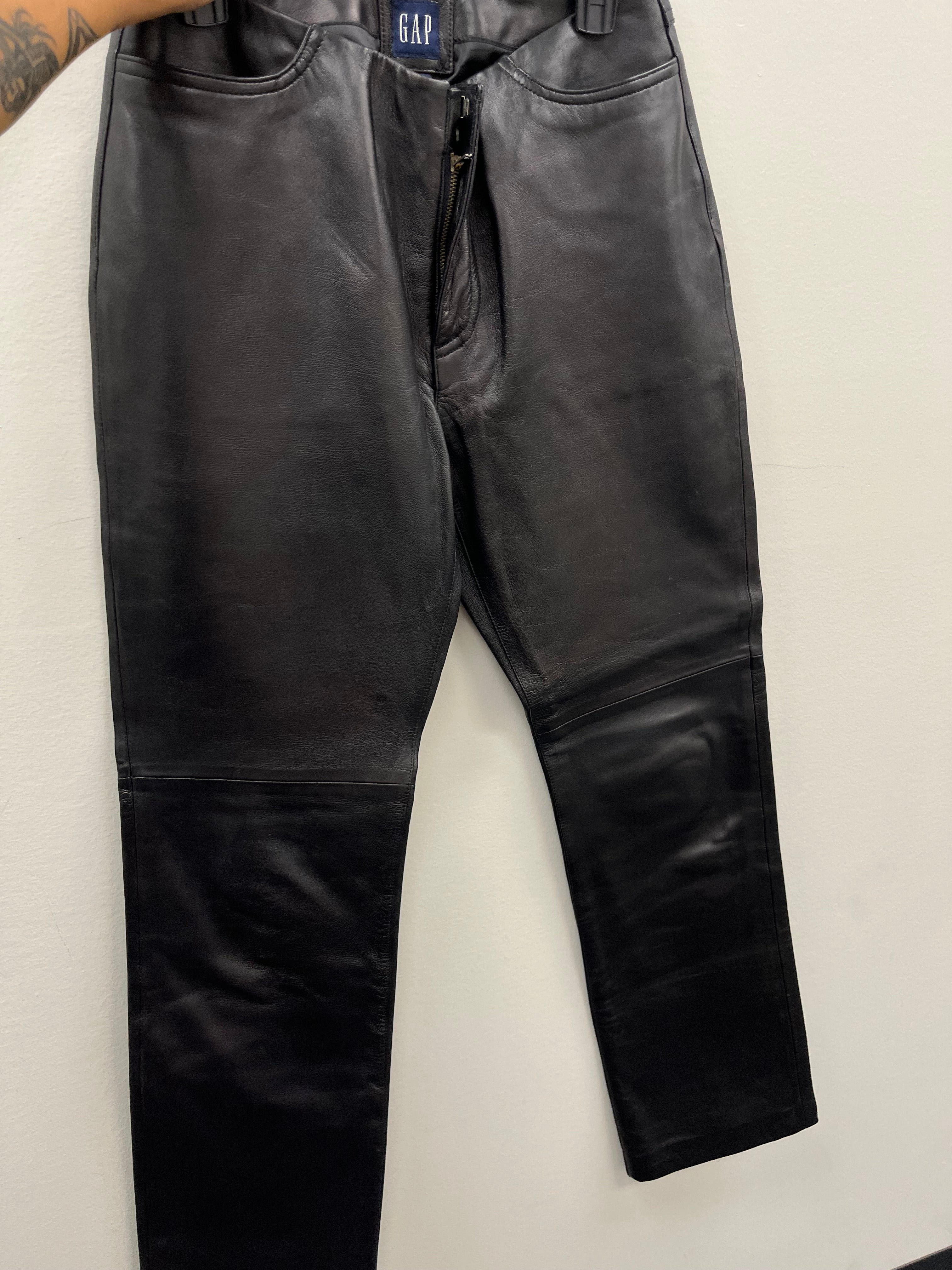 Used Women’s Black Pants