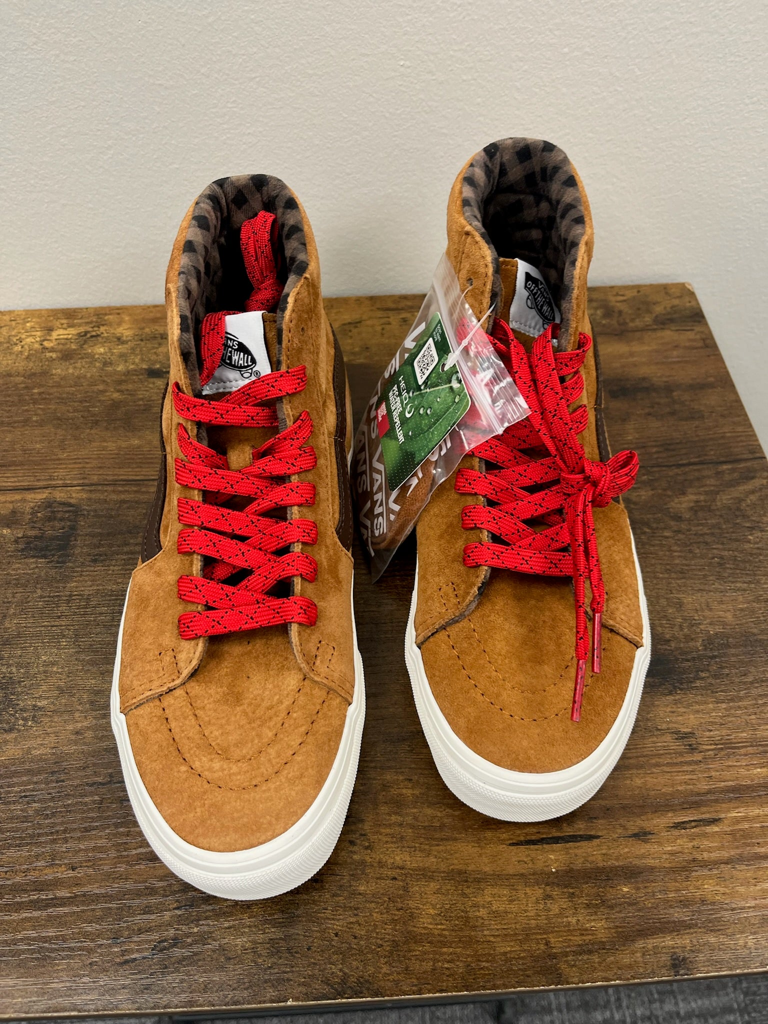 Unisex Adult Hi-Top Sneakers