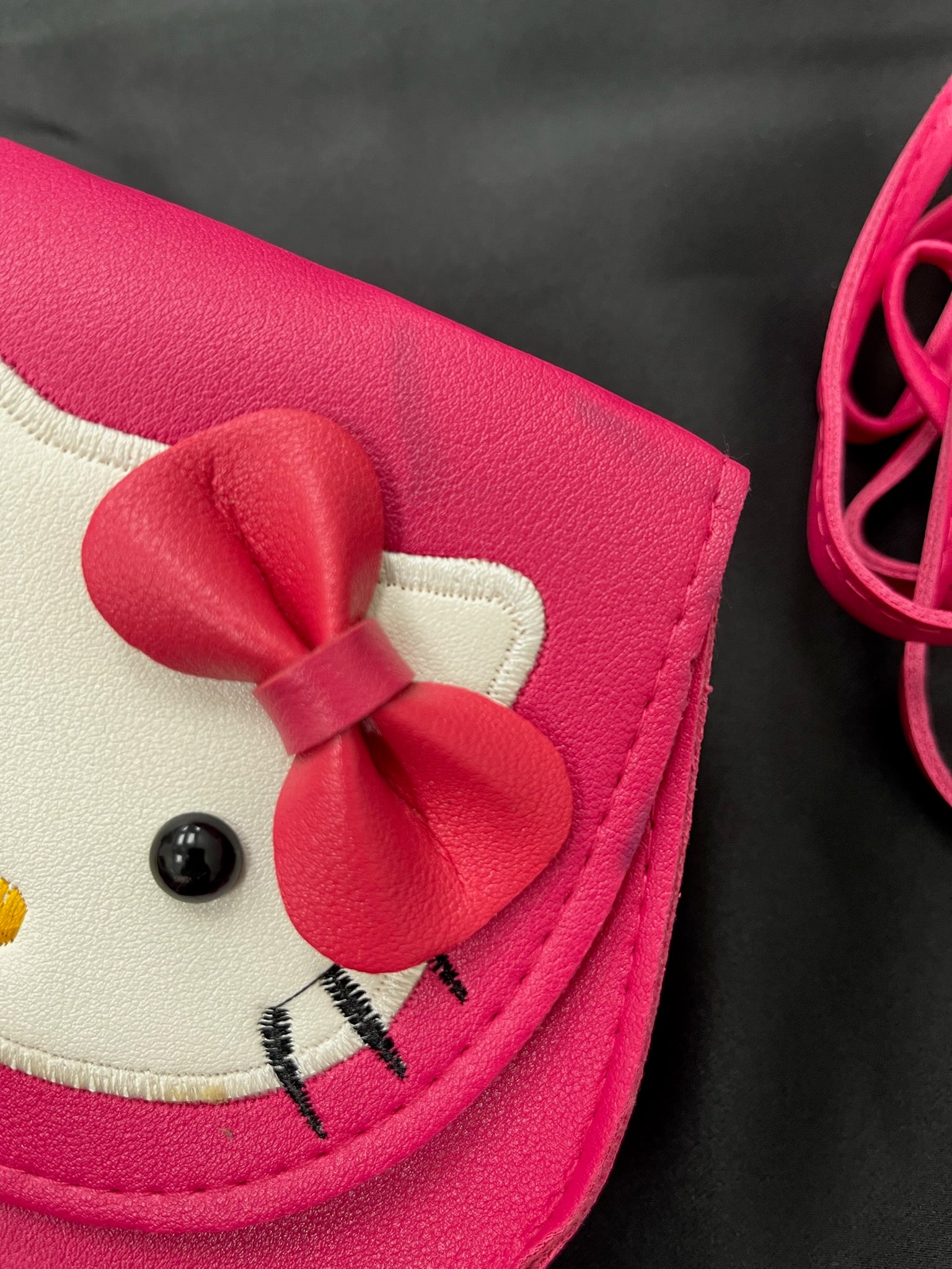 Mini Hello Kitty Crossbody Bag