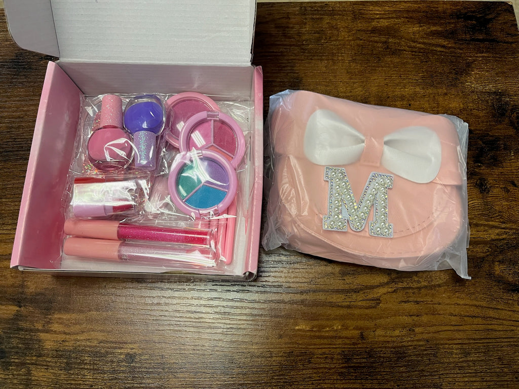 New Girls Makeup & Purse Set