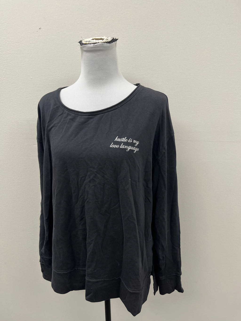 Used Women’s Black Hustle is my Love Language Long Sleeve Shirt