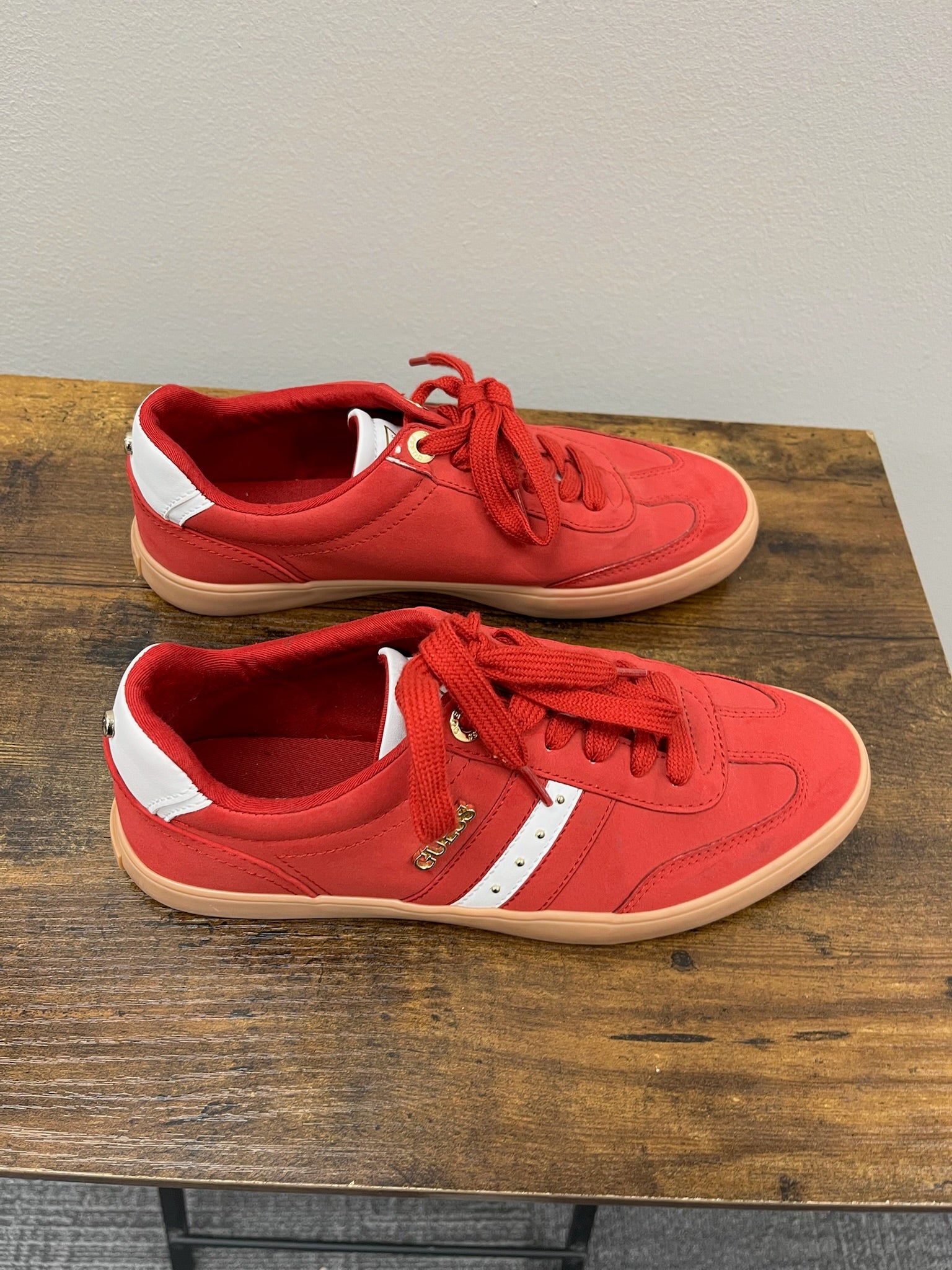 Used Women’s Red Sneakers
