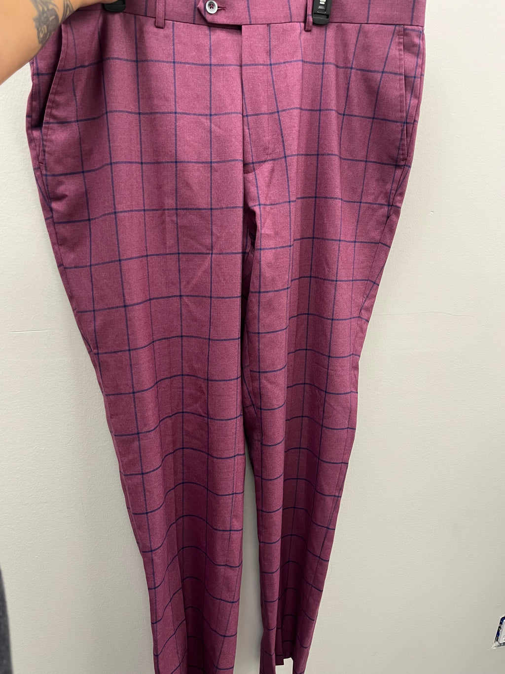 Used Men’s Checkered Slacks