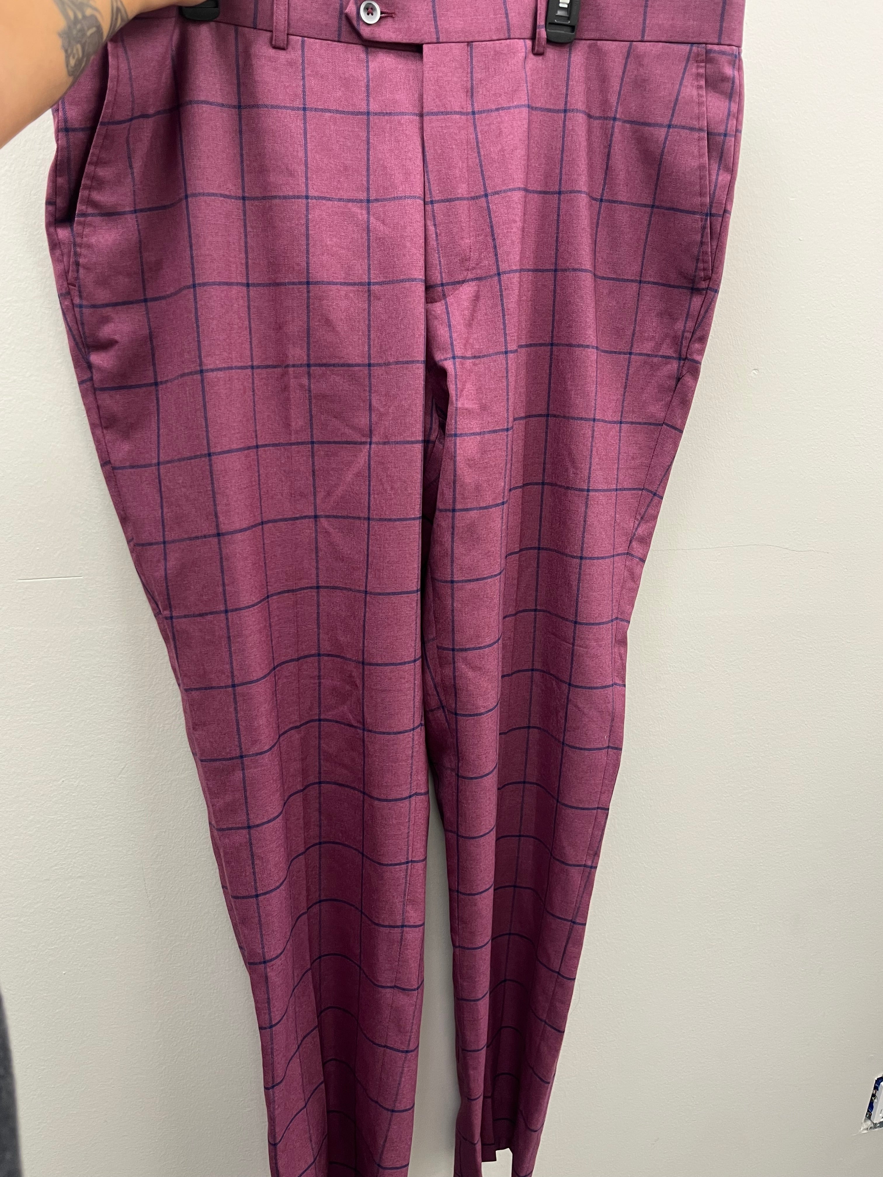 Used Men’s Checkered Slacks