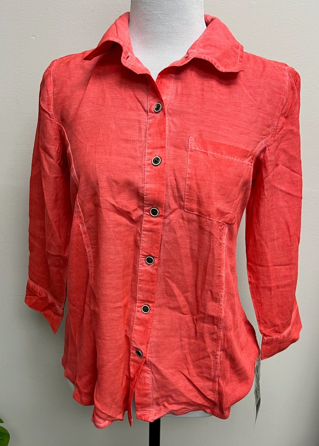 New Women’s Peach Rose Button Up Shirt