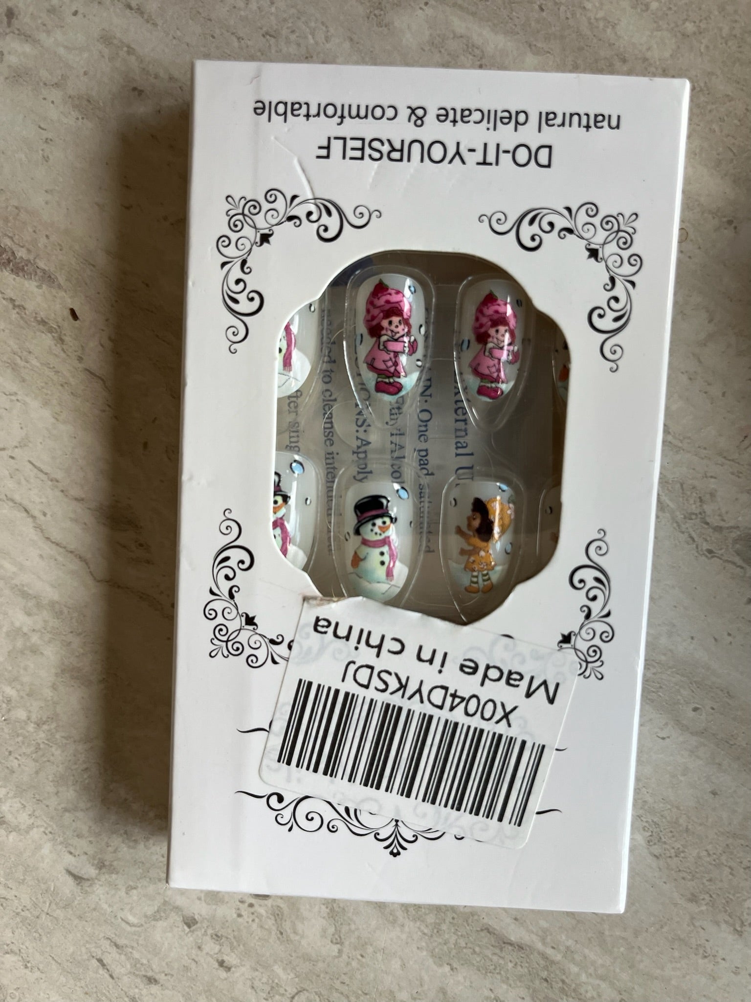 New Christmas Strawberry Shortcake Nail Set