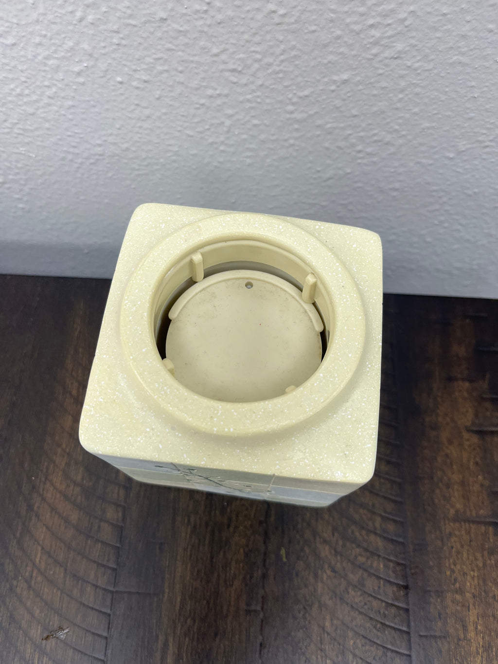 Used Ceramic Cup Holder