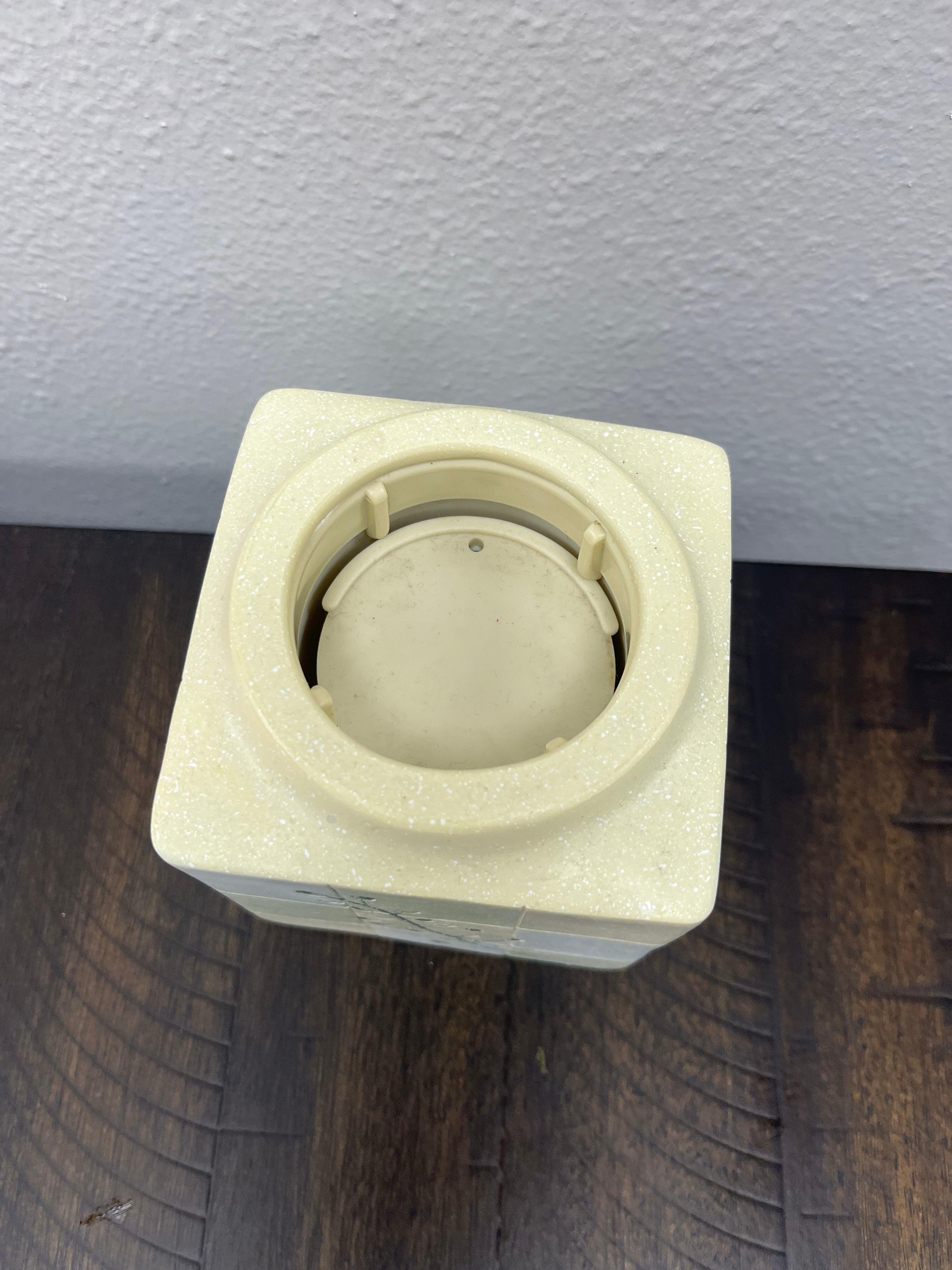 Used Ceramic Cup Holder
