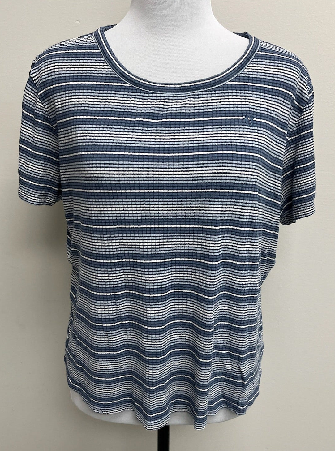 Used Women’s Striped Shirt
