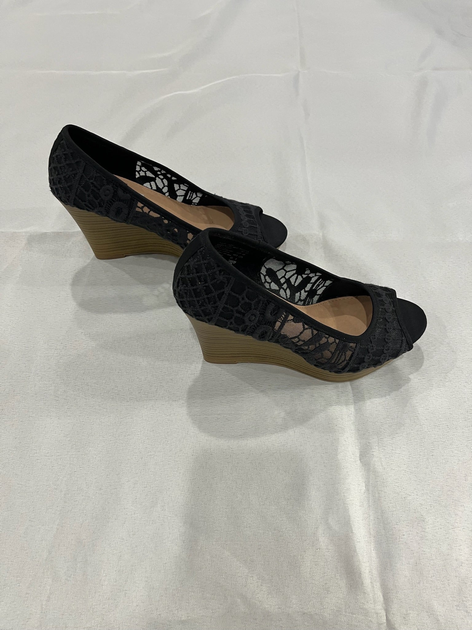 Women’s Black Wedges image 3