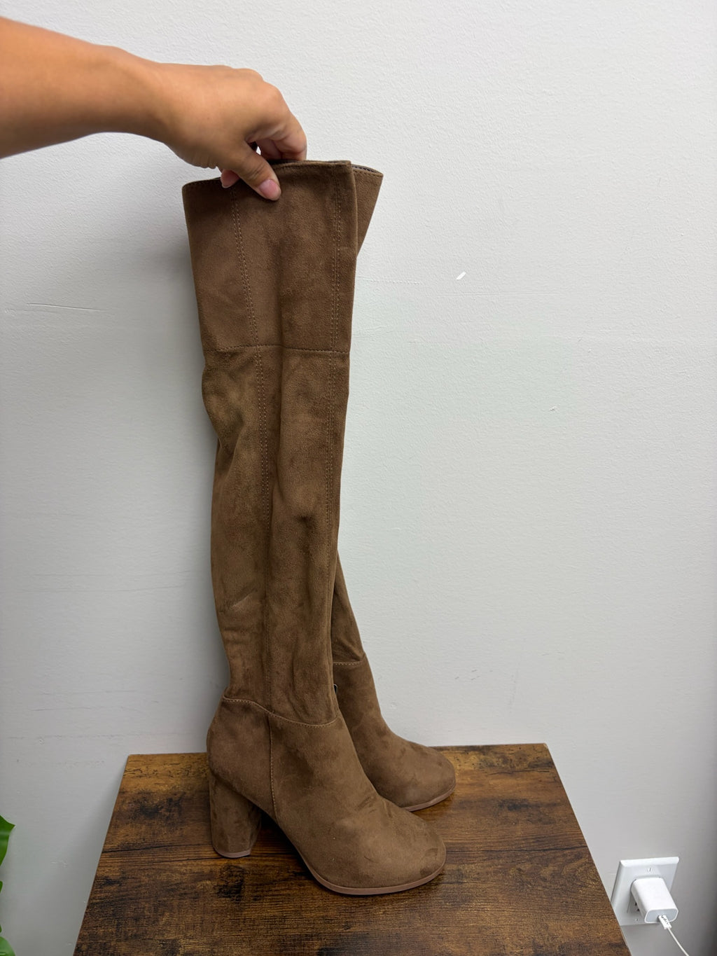 New Women’s Brown Boots