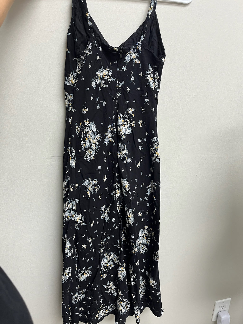 Used Women’s Black Floral Dress