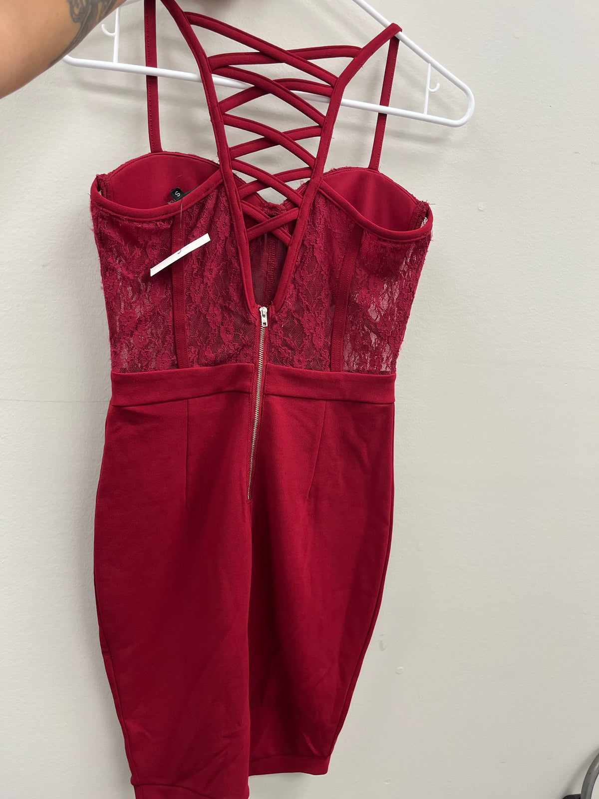 New Women’s Res Dress