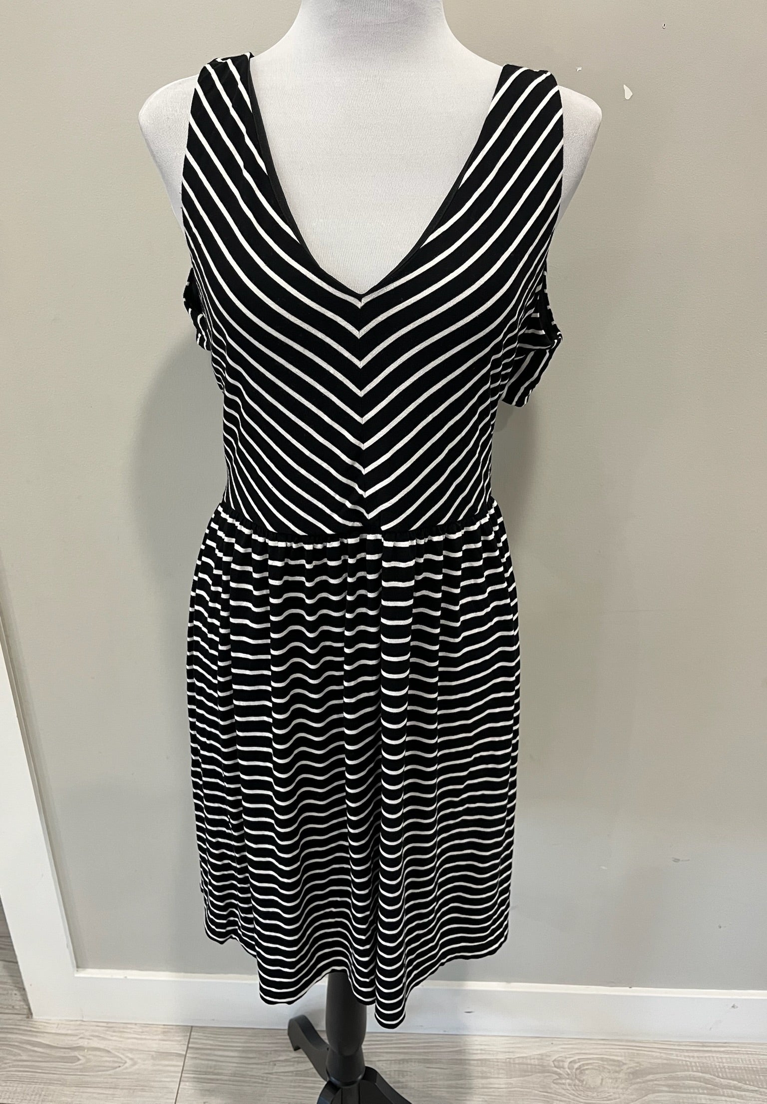 Women’s Striped Dress image 0