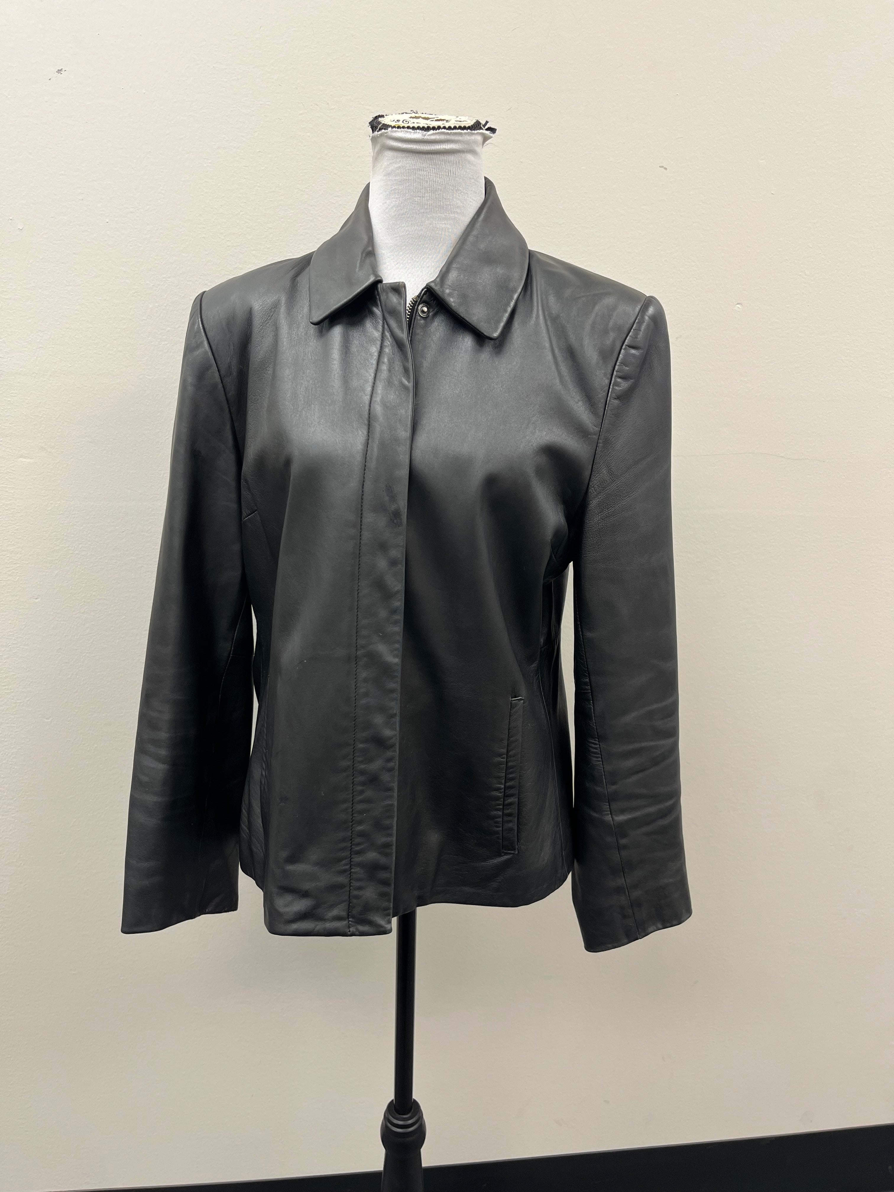 Used Women’s Black Jacket