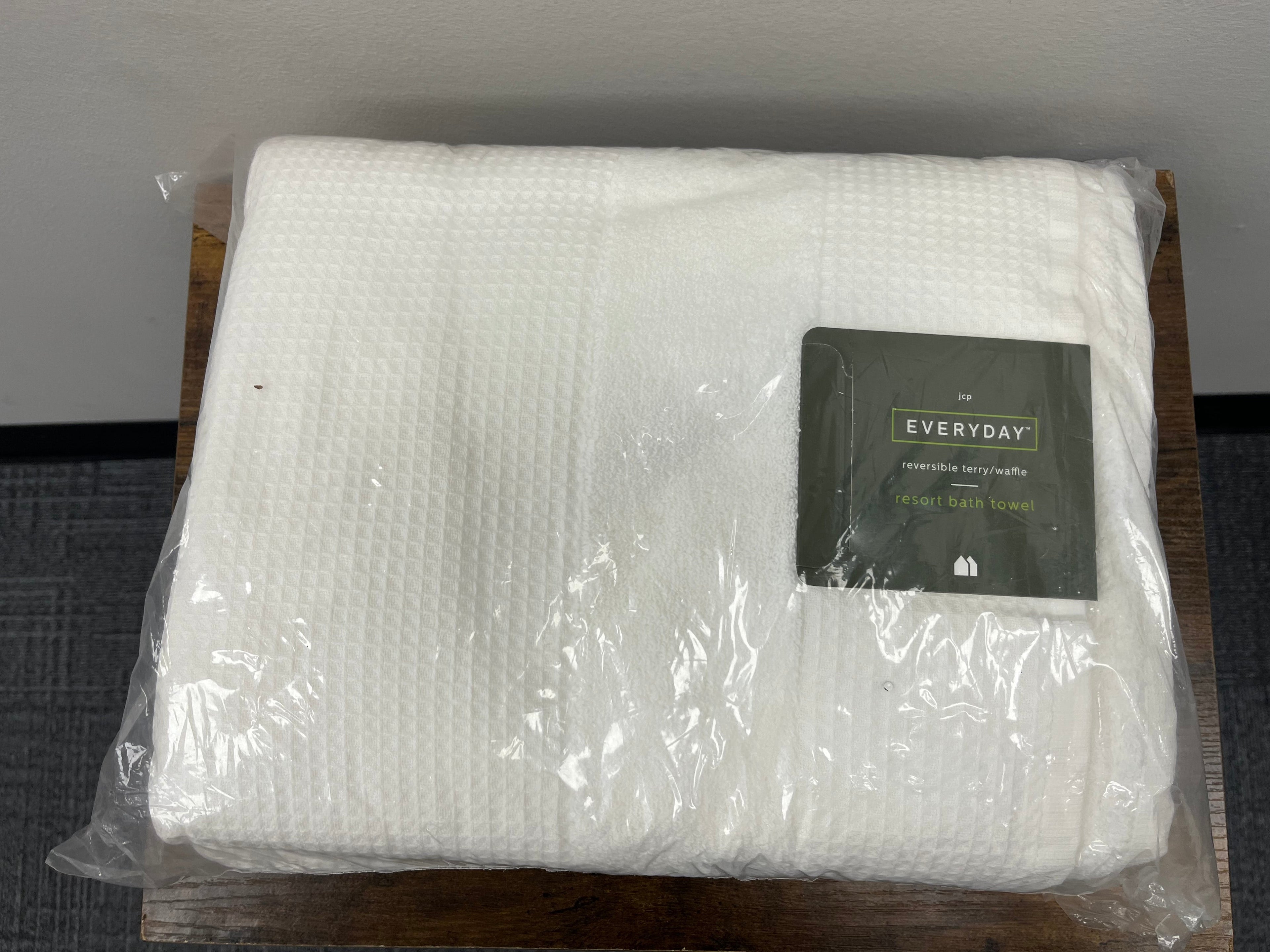 New Two Piece Towel Set
