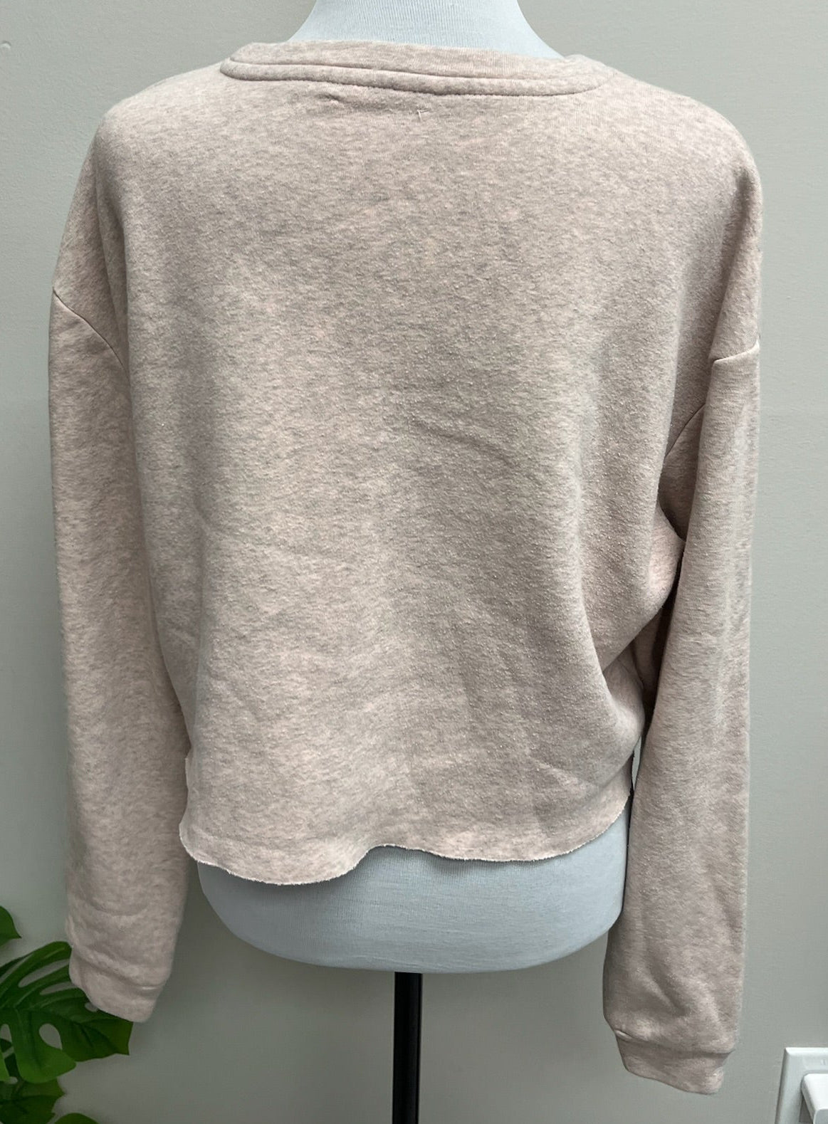 Used Women’s Pink Blush Crop Top Sweater