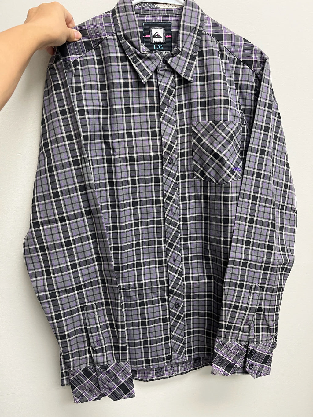 Used Men’s Purple Checkered Long Sleeve Button Up Shirt