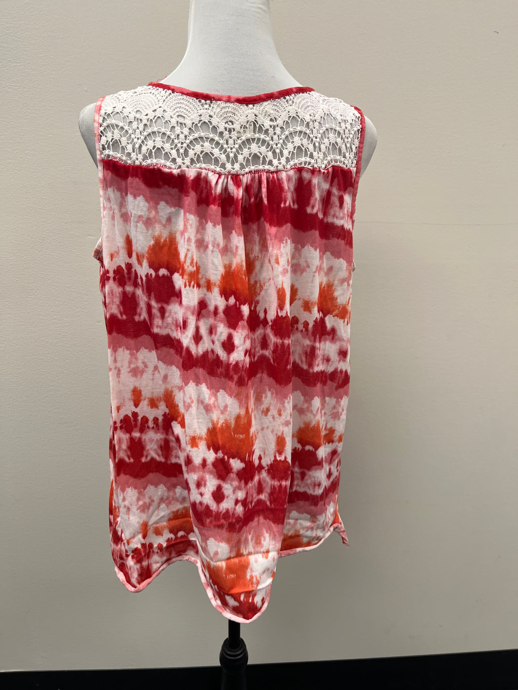 Used Women’s Tank Top