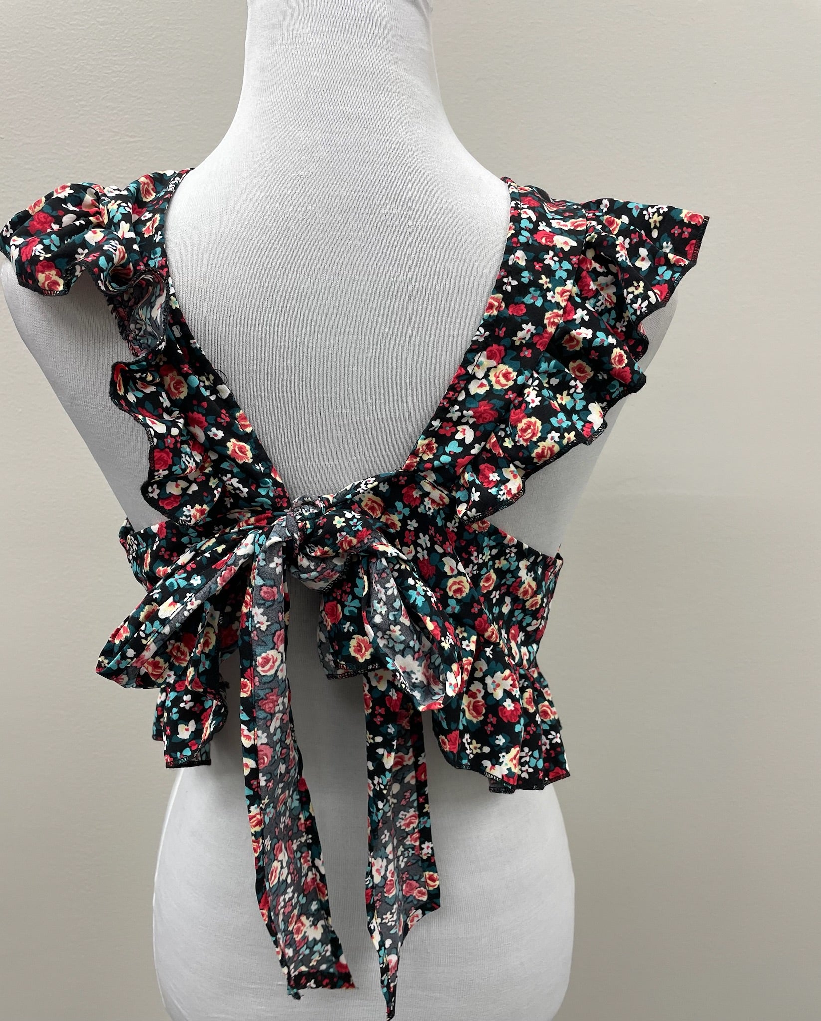Women’s Floral Crop Top