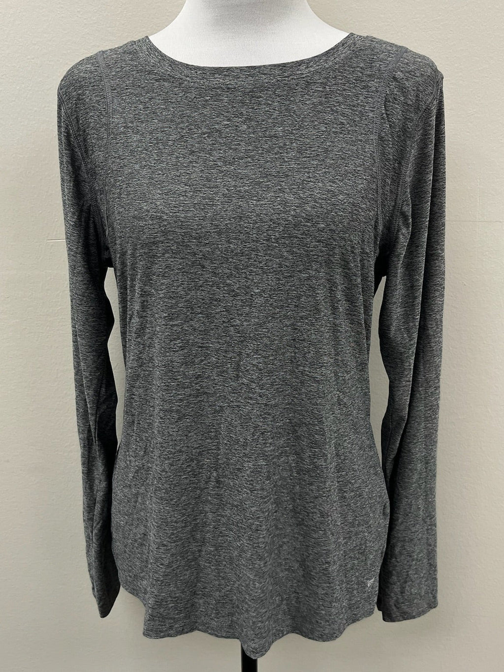 Used Women’s Gray Long Sleeve Shirt