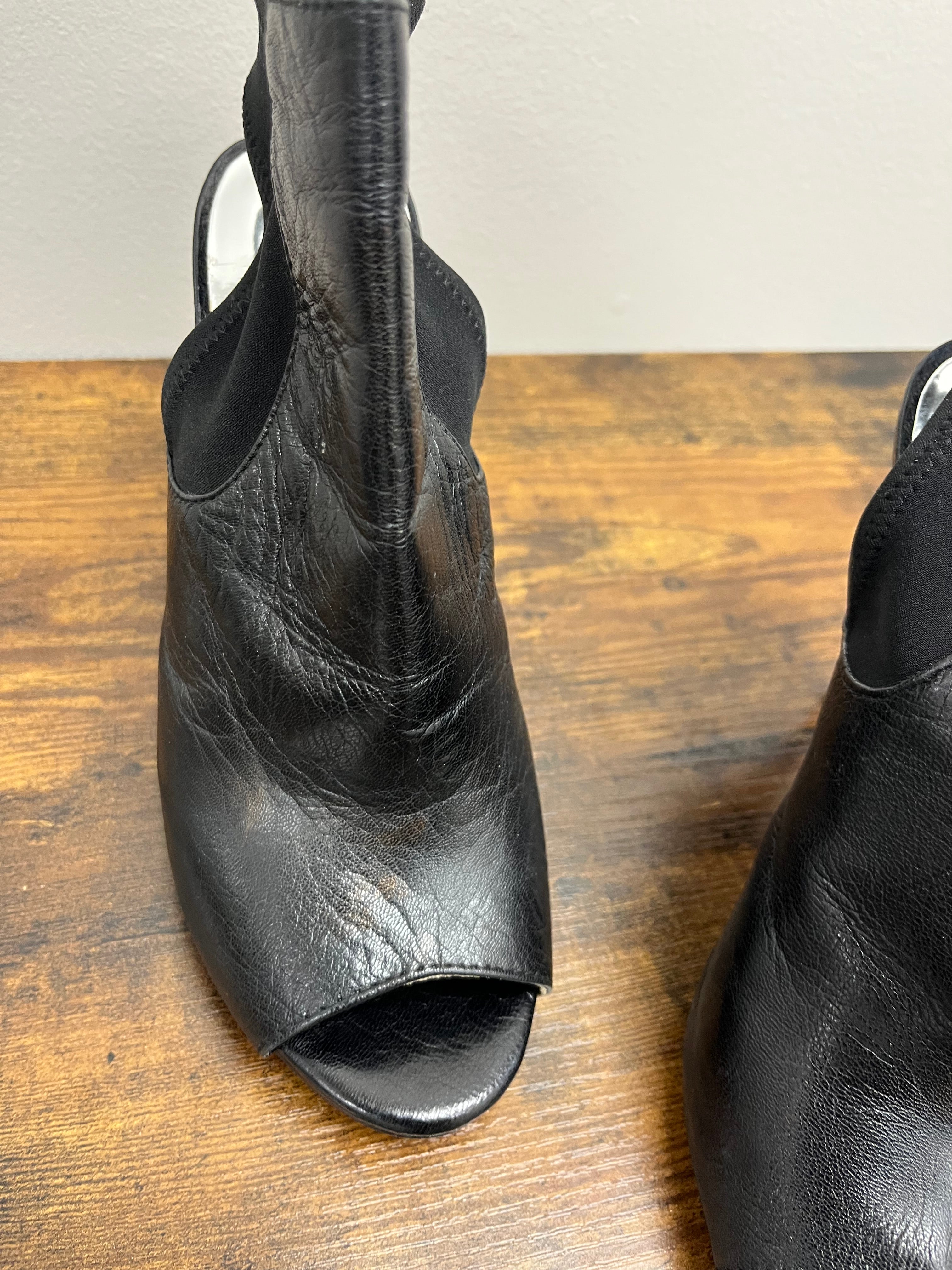 Used Women’s Black Open Toe Heels