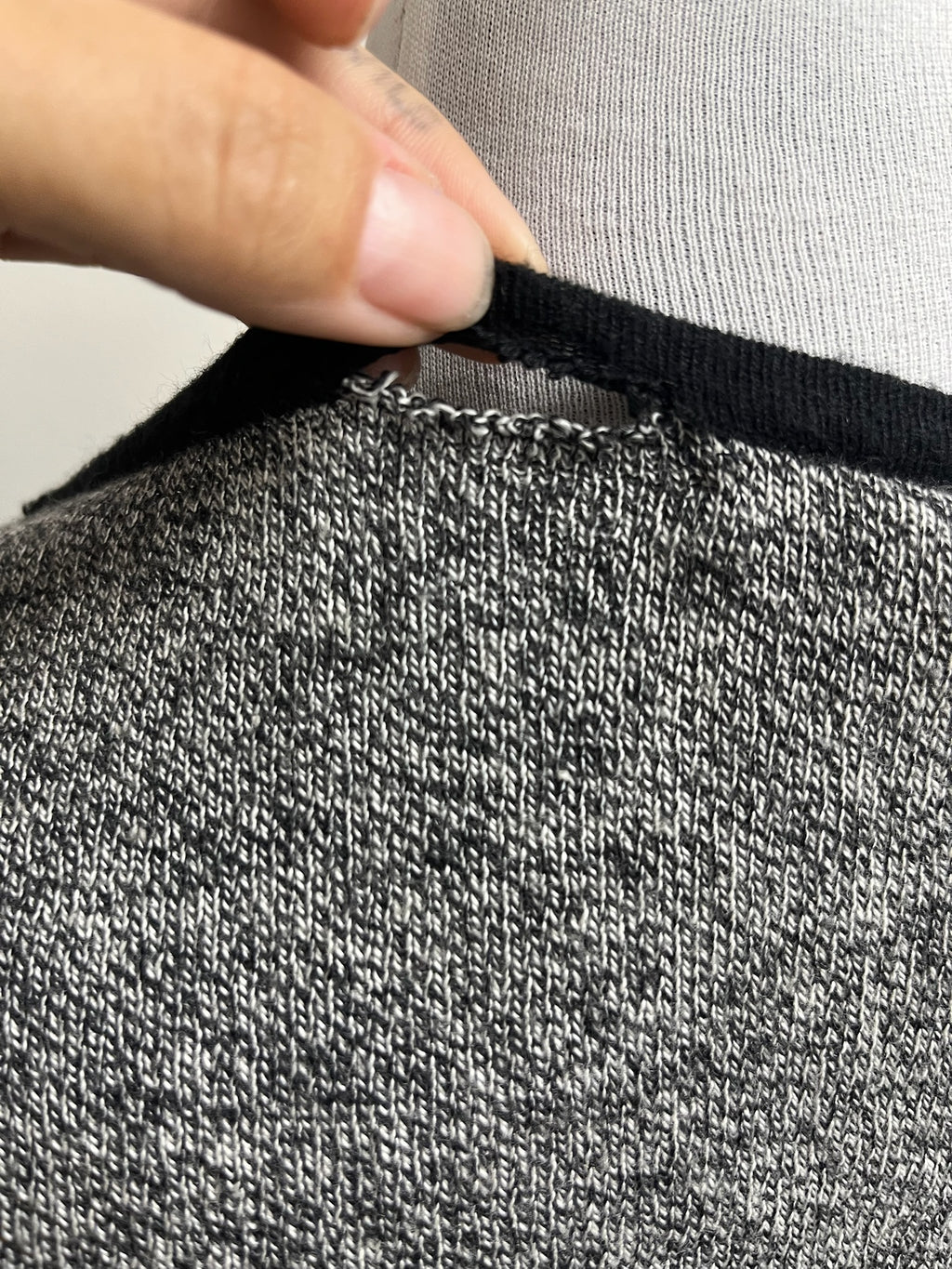 Used Women’s Grey Cardigan