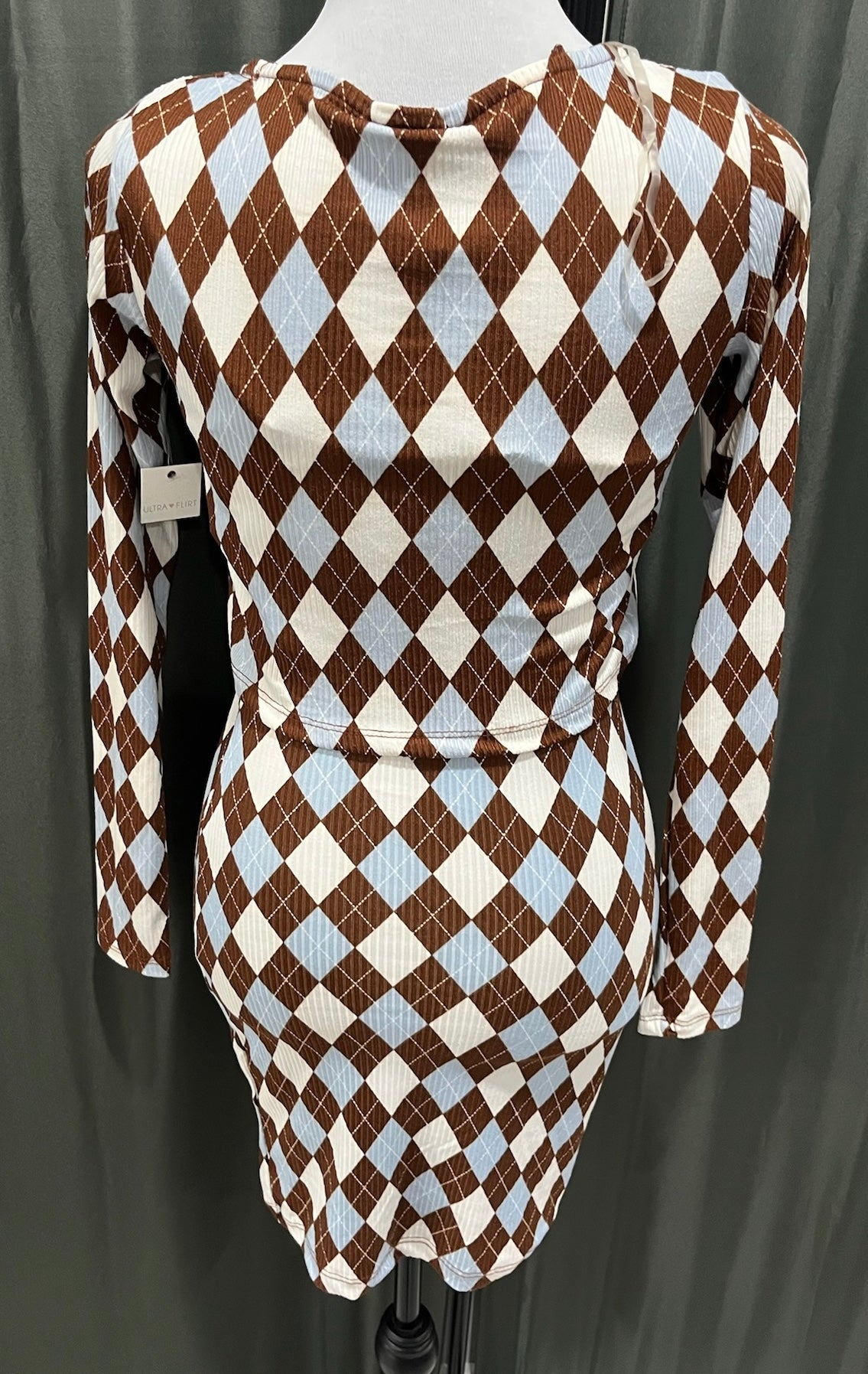 Women’s Two Piece Checkered Spaghetti Strap Dress with Cardigan  image 3
