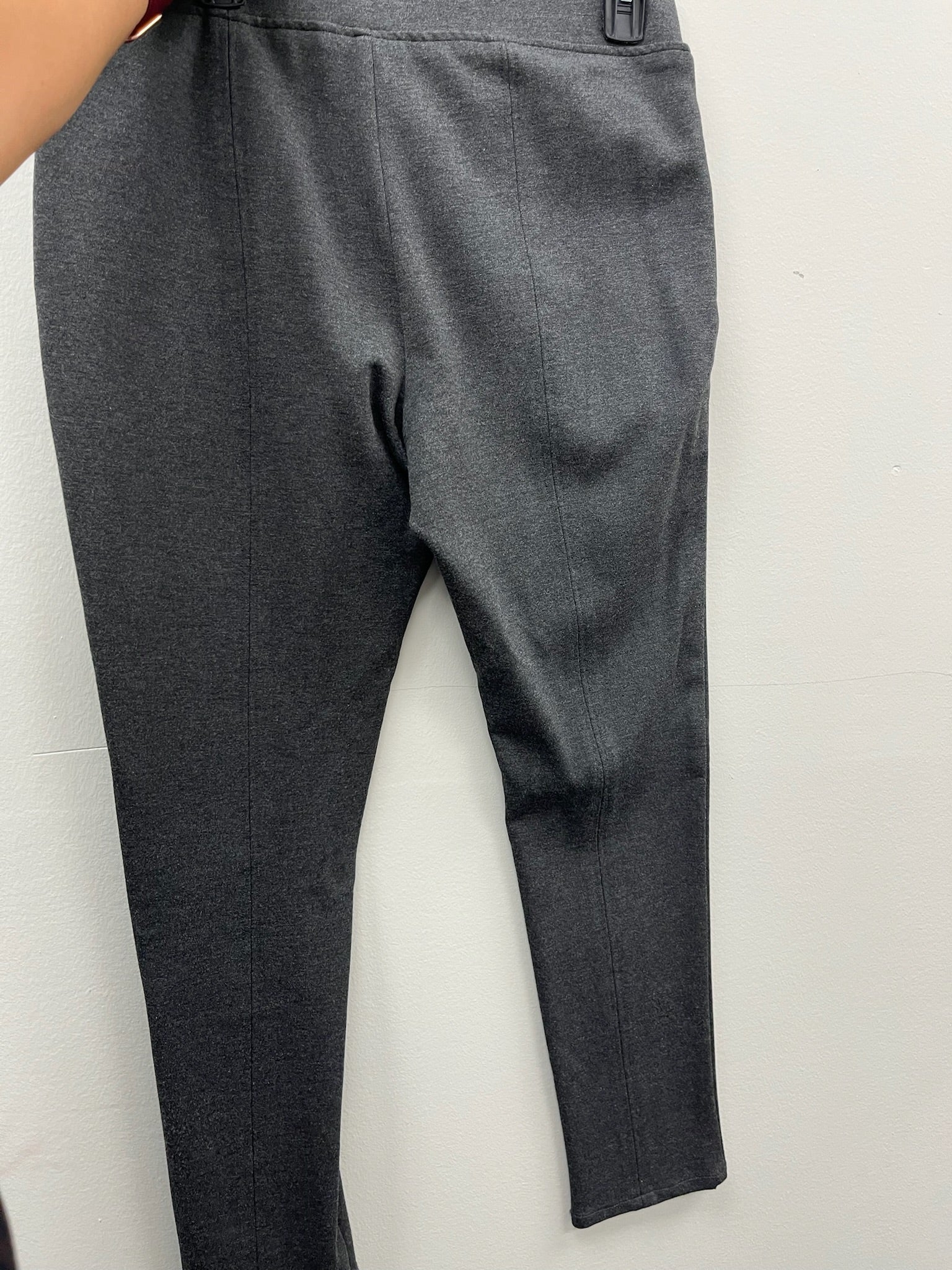 Used Women’s Grey Pants