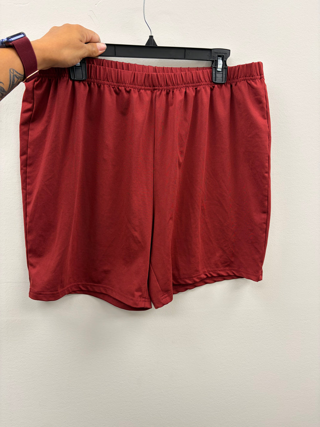 Used Women’s 2 Piece Red Set