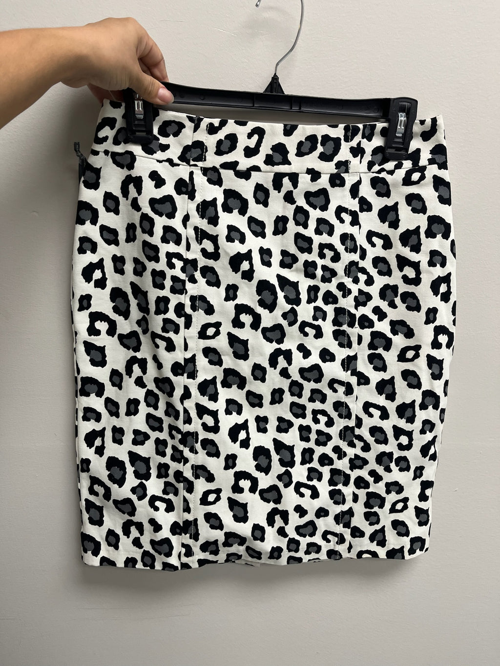 New Women’s Leopard Skirt