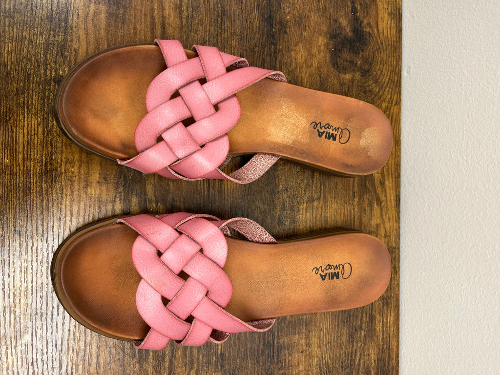 Used Women’s Pink Sandals