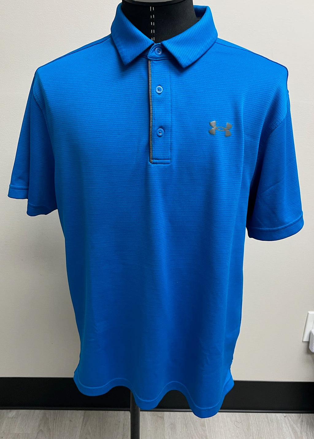 Used Men’s Blue Polo Shirt