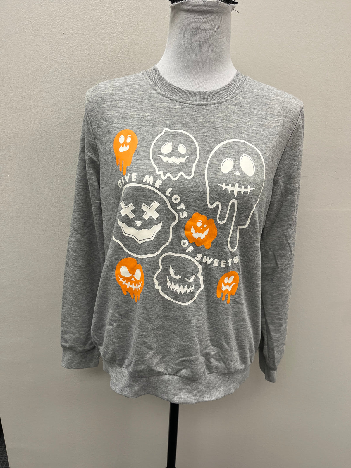 New Women’s Grey Halloween Sweater Shirt
