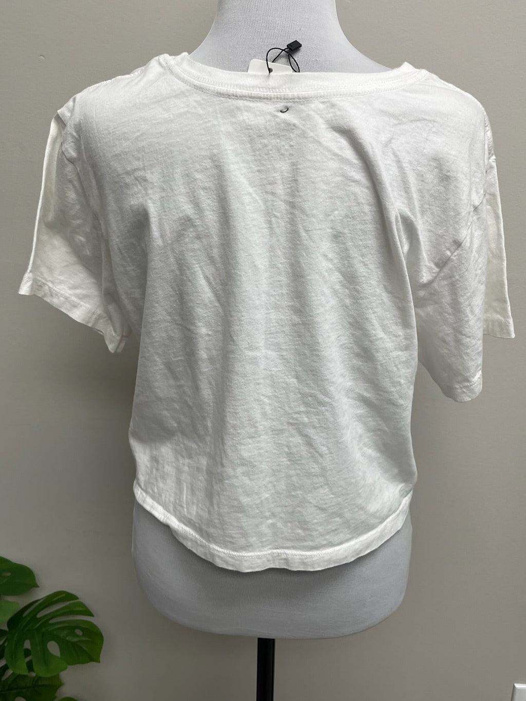 Used Women’s Crop Top