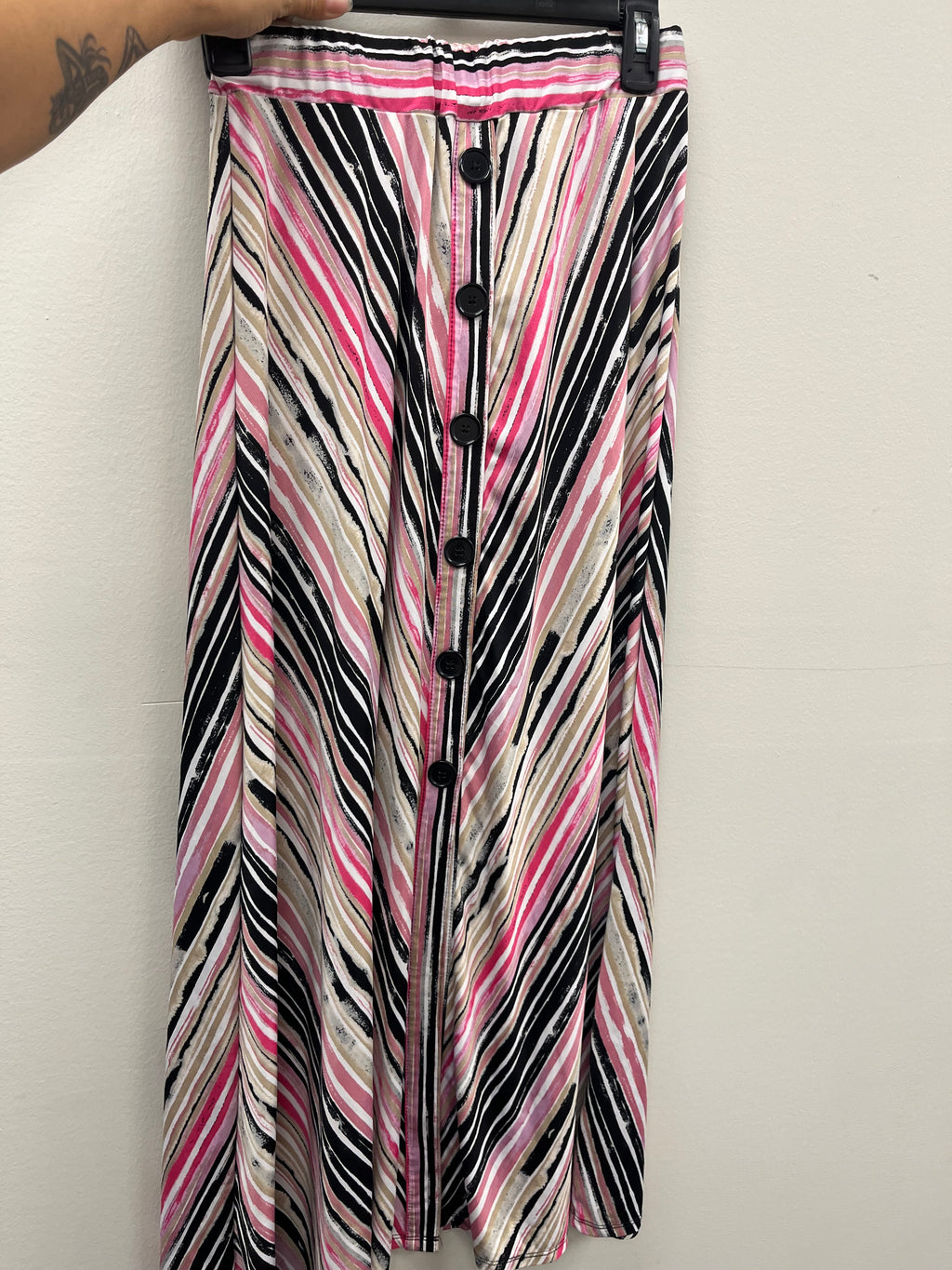 Used Women’s Striped Skirt
