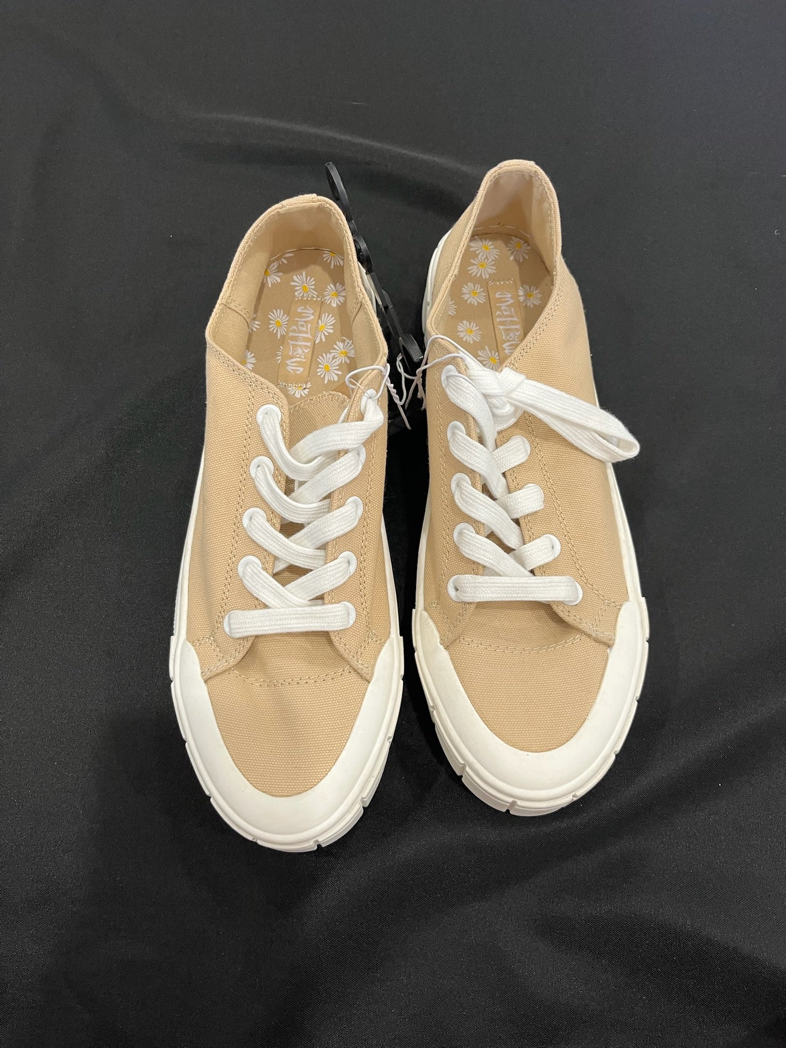 Women’s Beige Sneakers