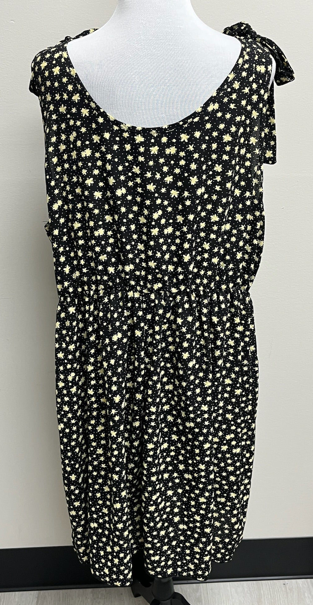 Used Women’s Floral Dress