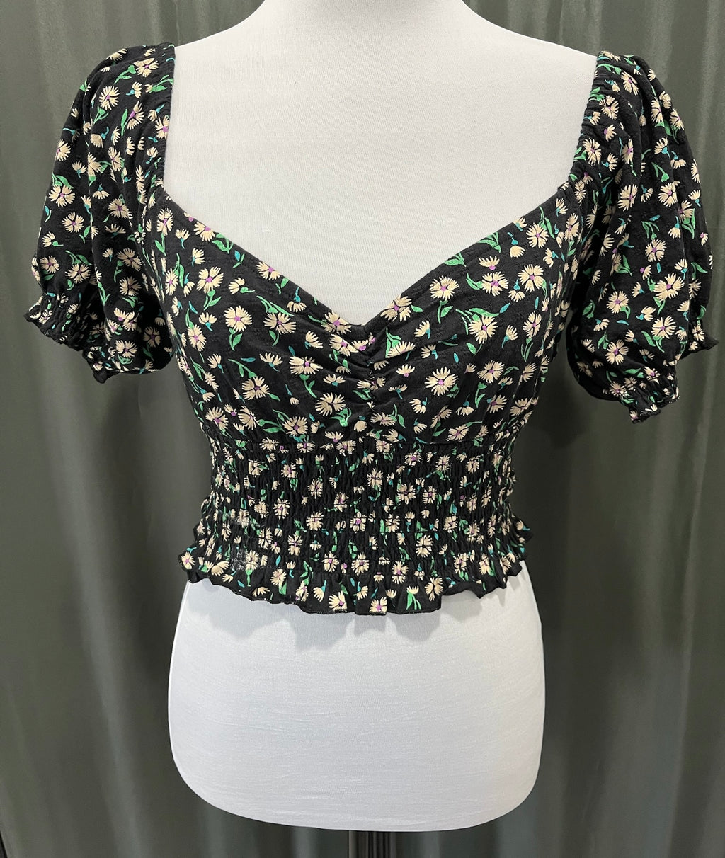 Women’s Floral Crop Top image 0