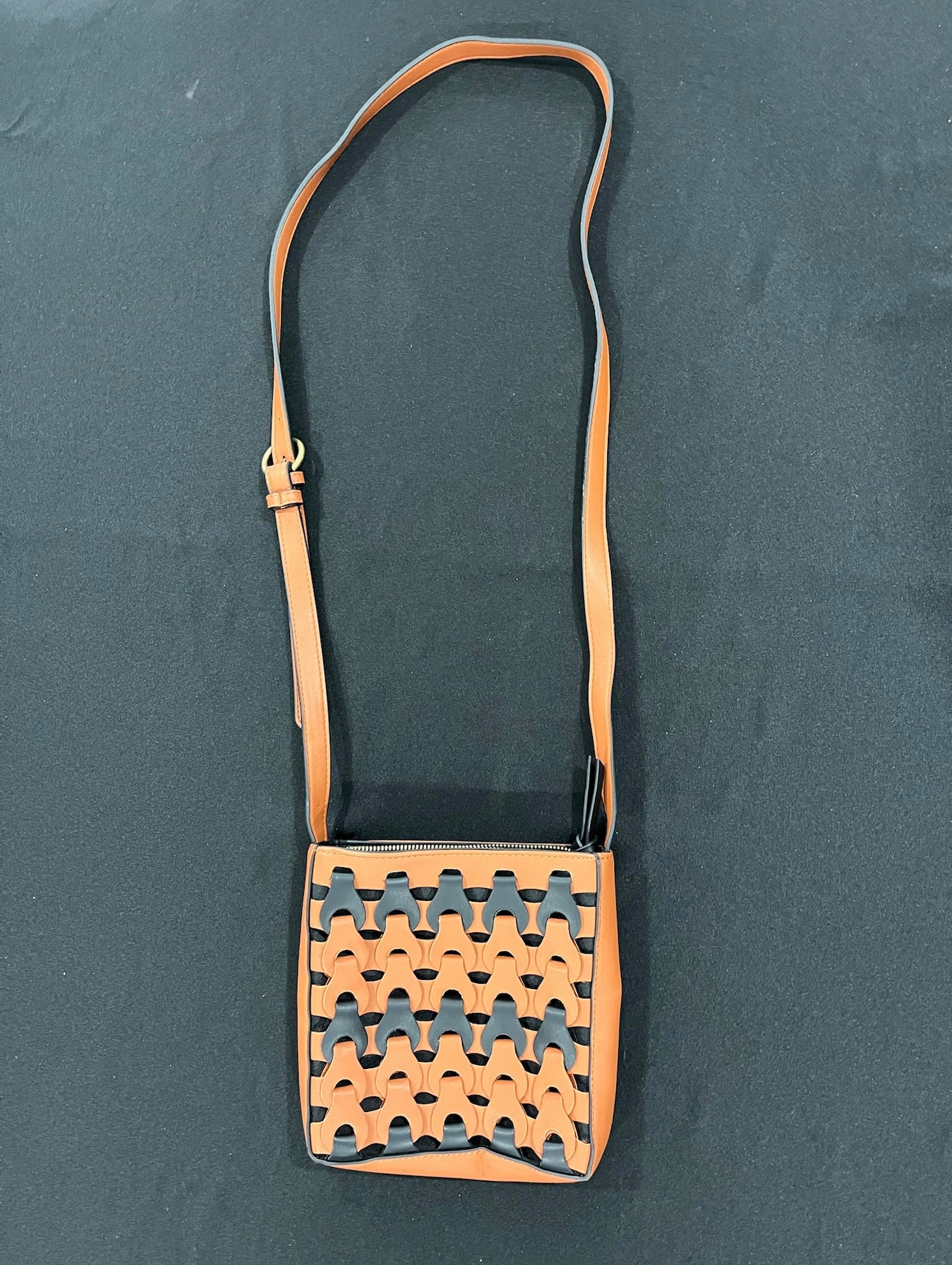 Universal Threads Purse image 0