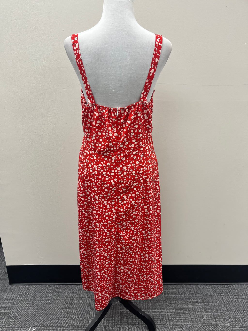 Used Women’s Red Floral Dress