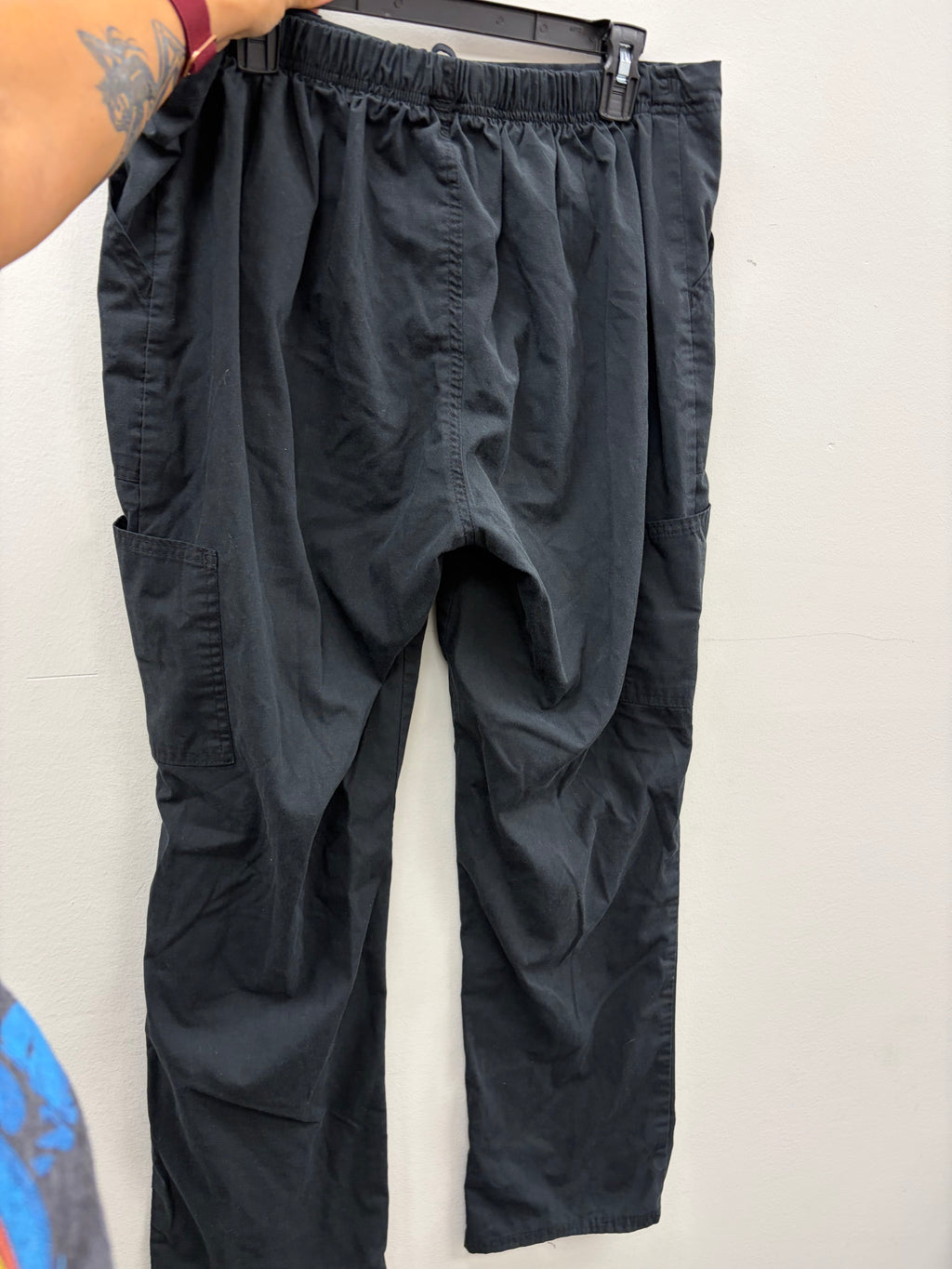 Used Women’s Black Flowy Pants