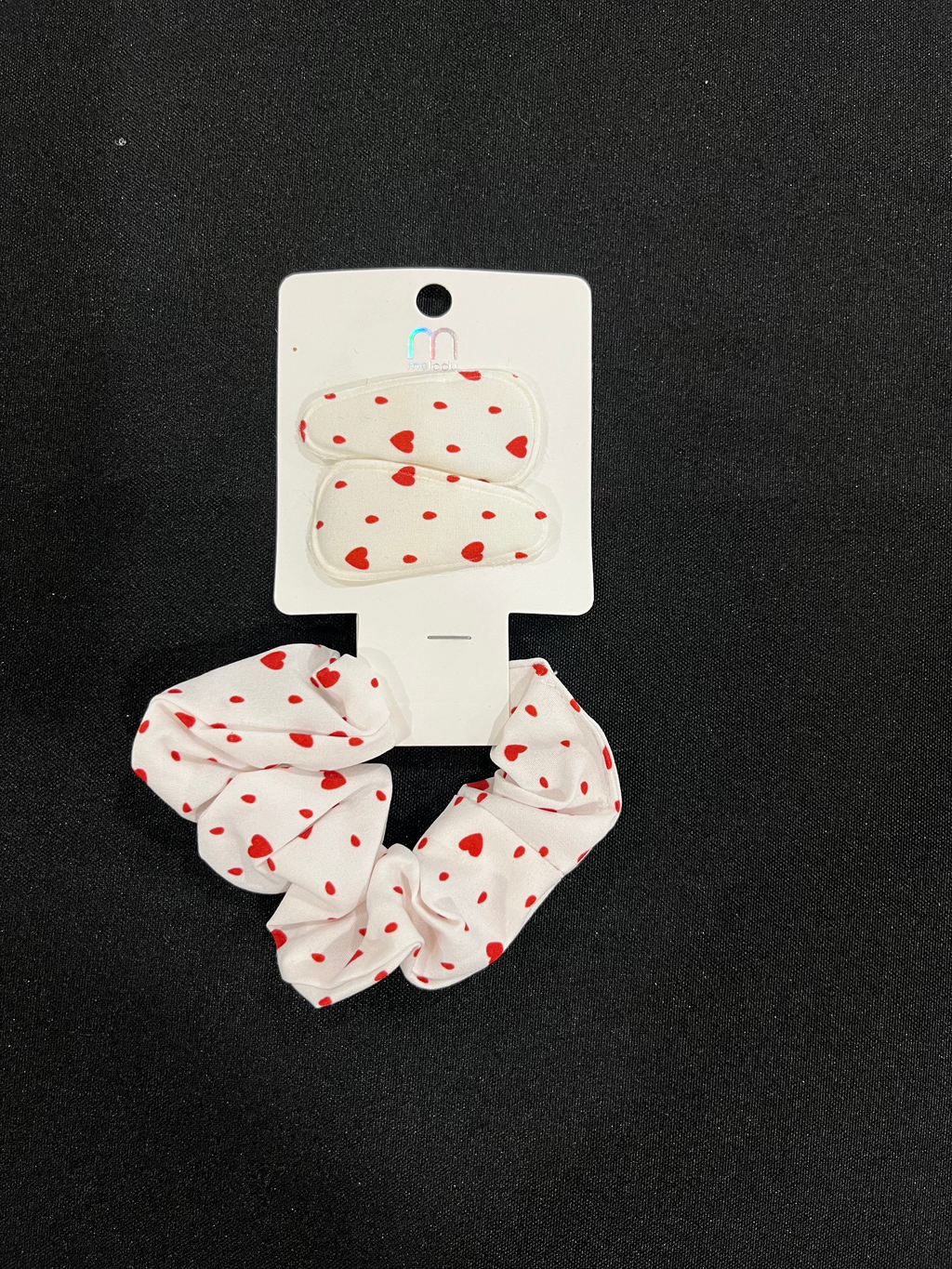 Three Piece Clip and Scrunchie Set  image 4