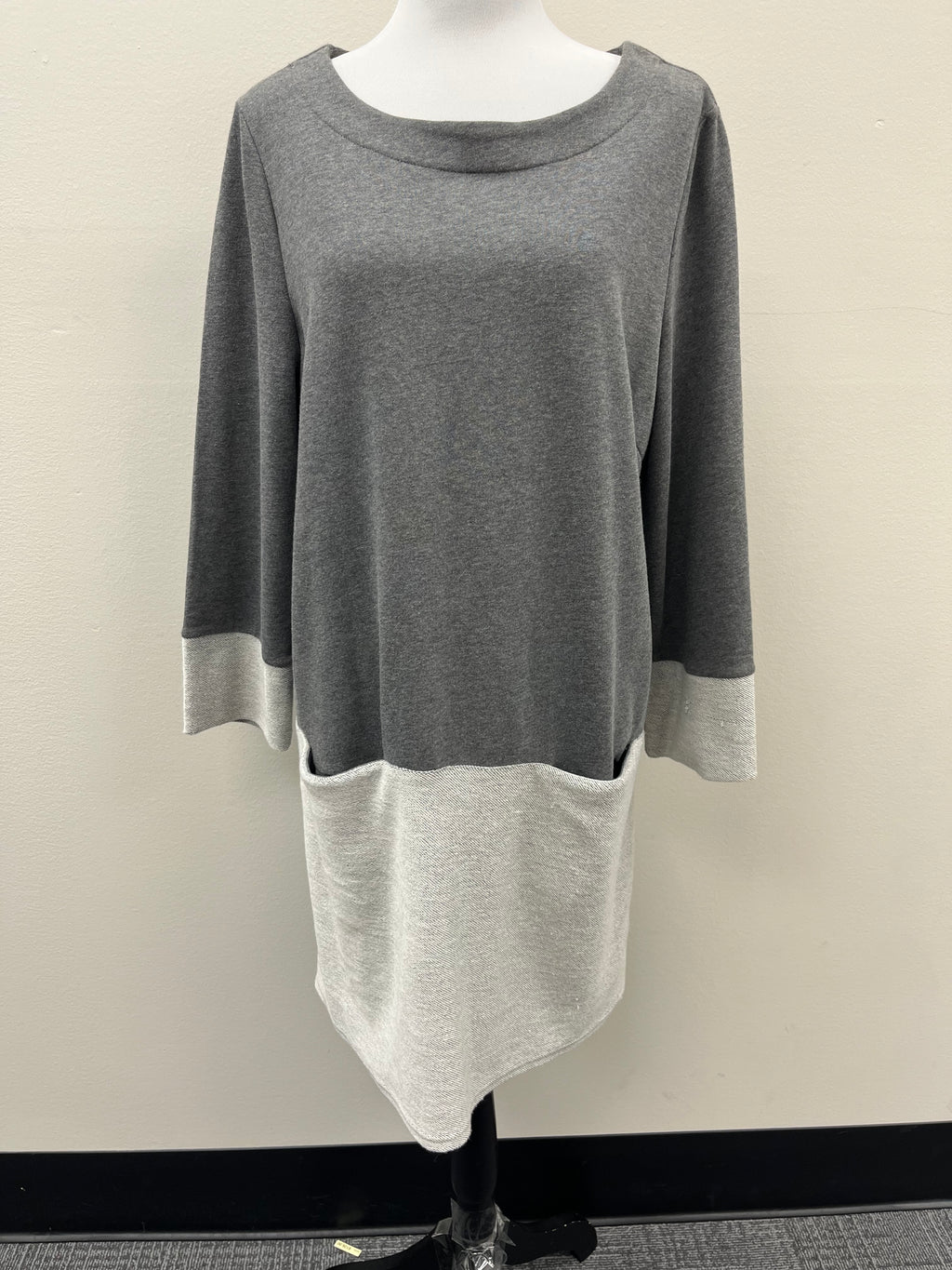Used Women’s Grey Sweater Dress