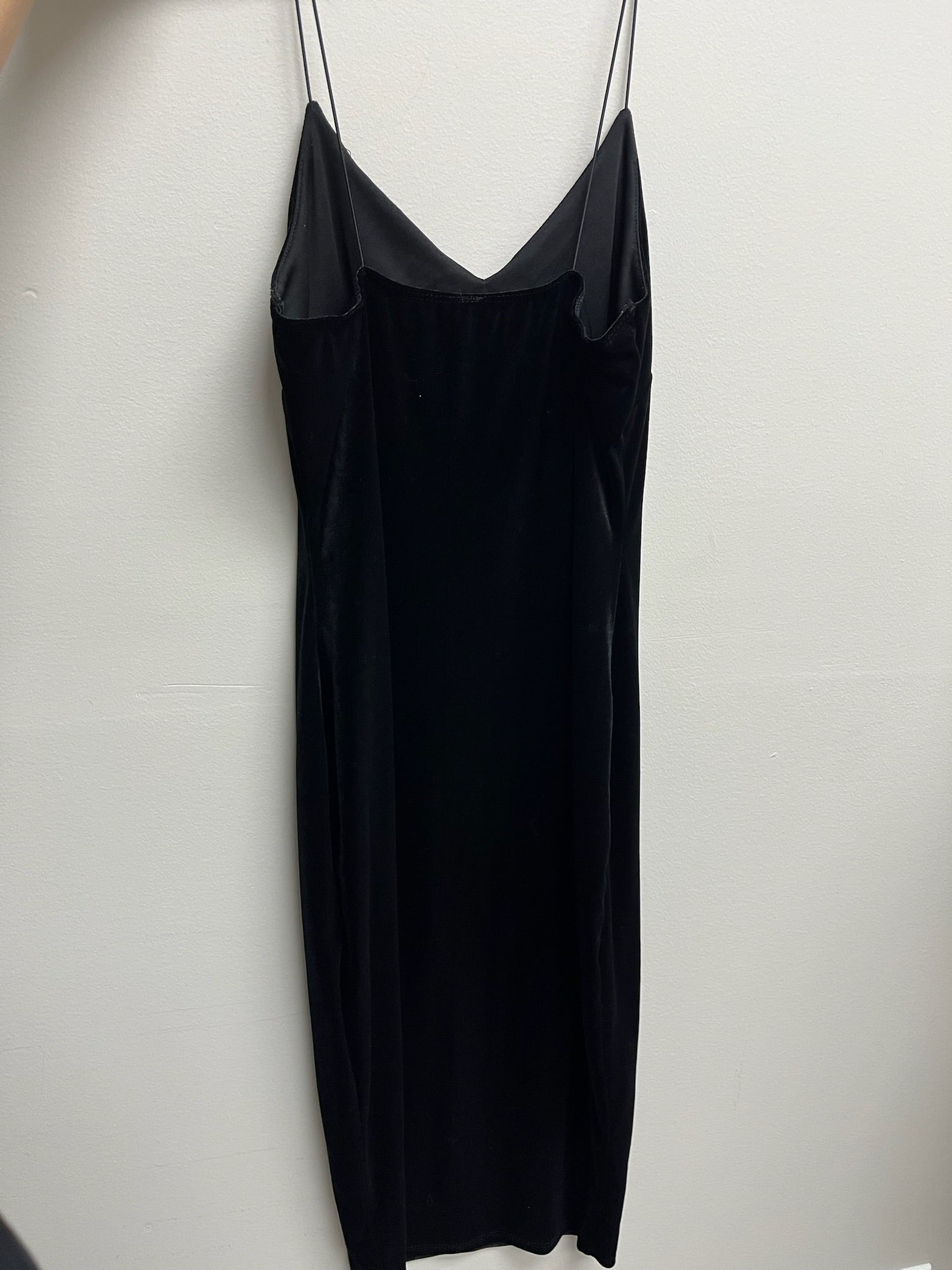 Used Women’s Black Dress