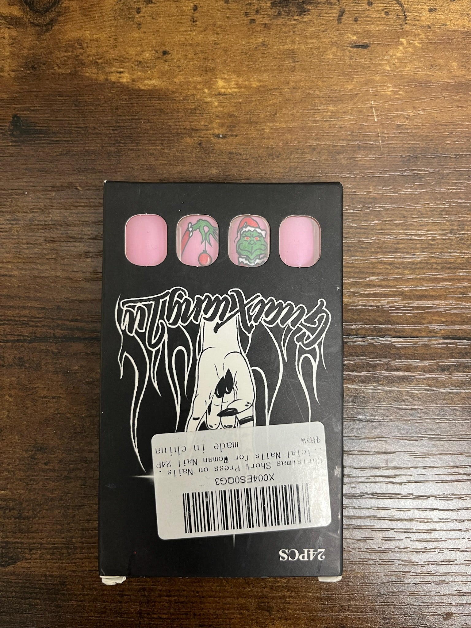 New Grinchmas Nail Set