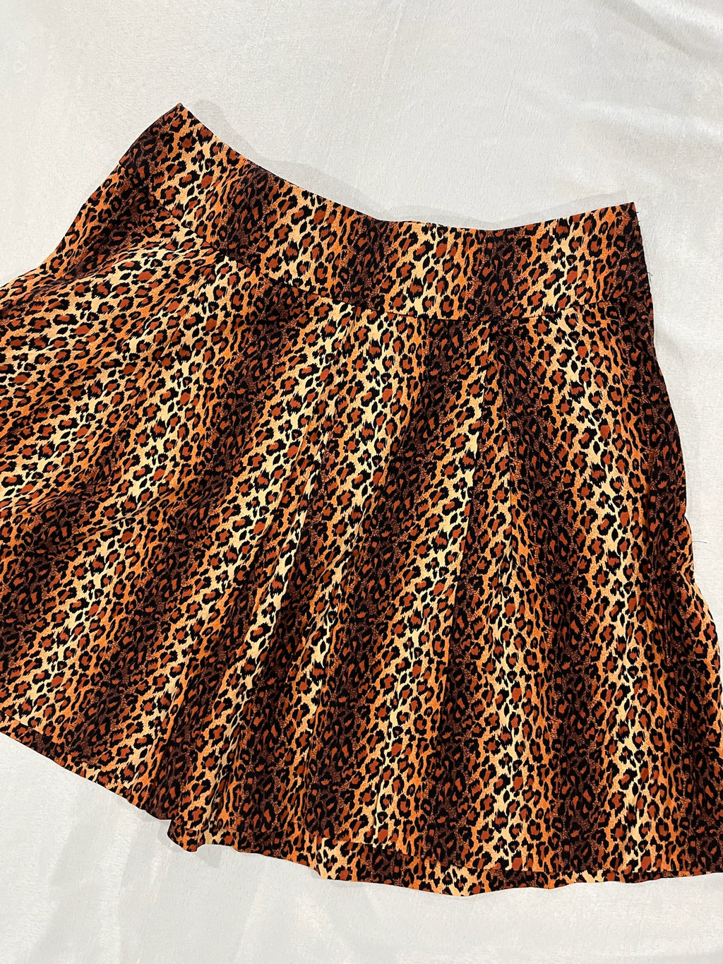 Women’s Leopard Skirt image 1