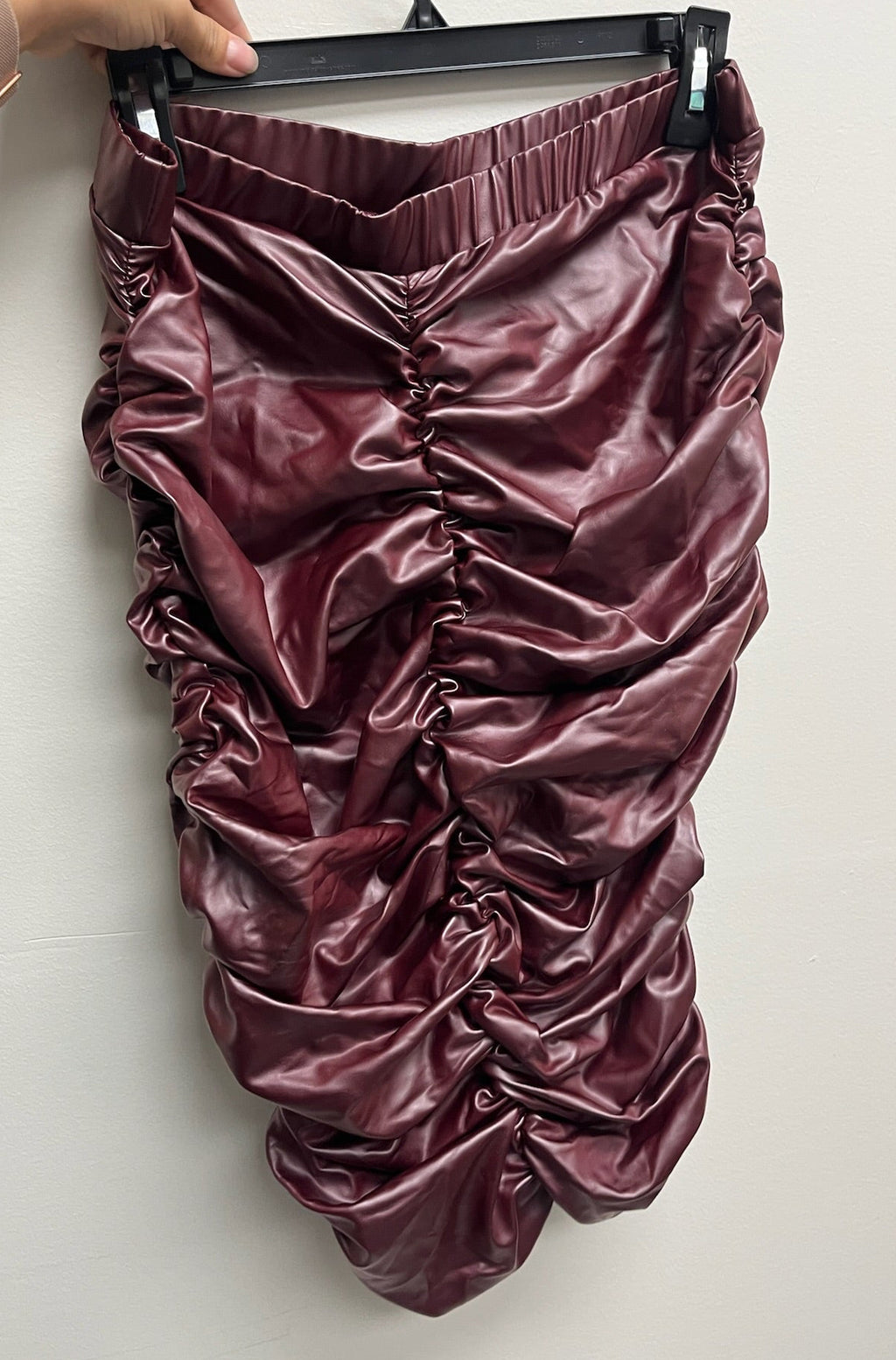 Used Women’s Burgundy Skirt