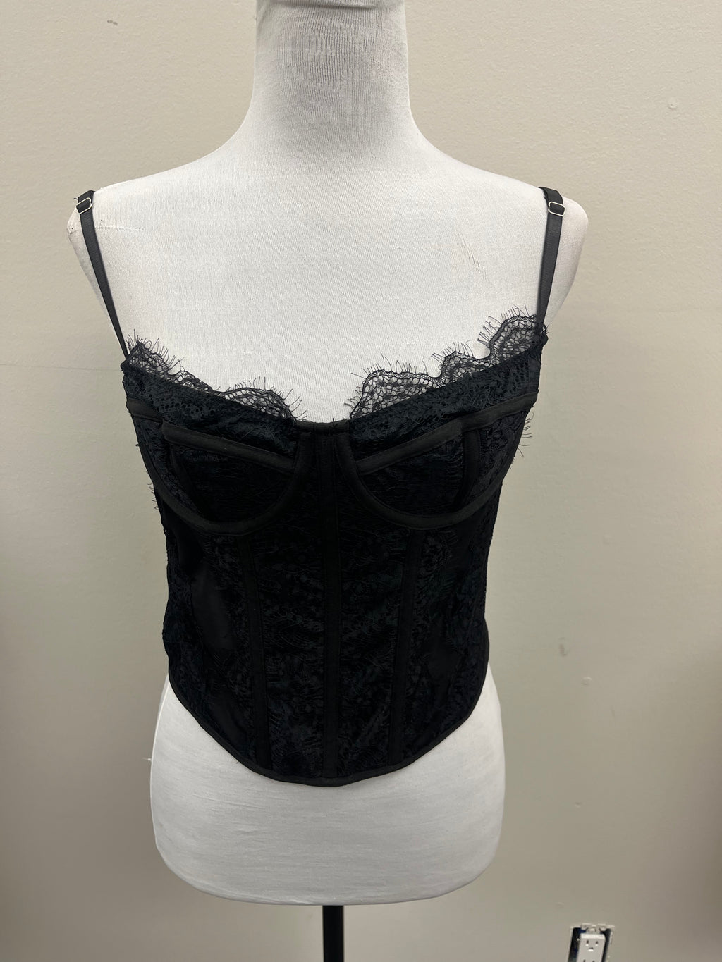 Used Women’s Black Corset