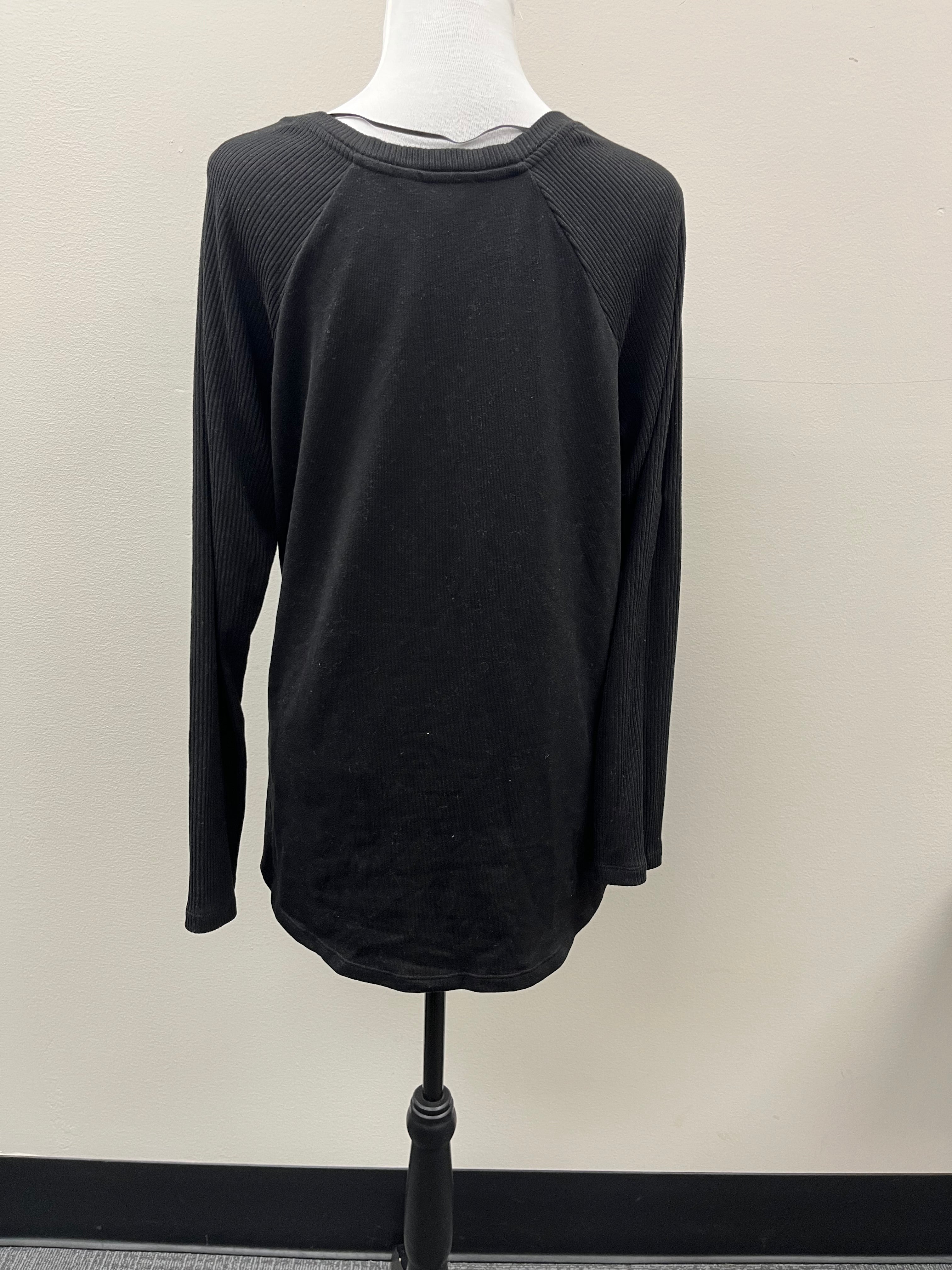 Used Women’s Black Top